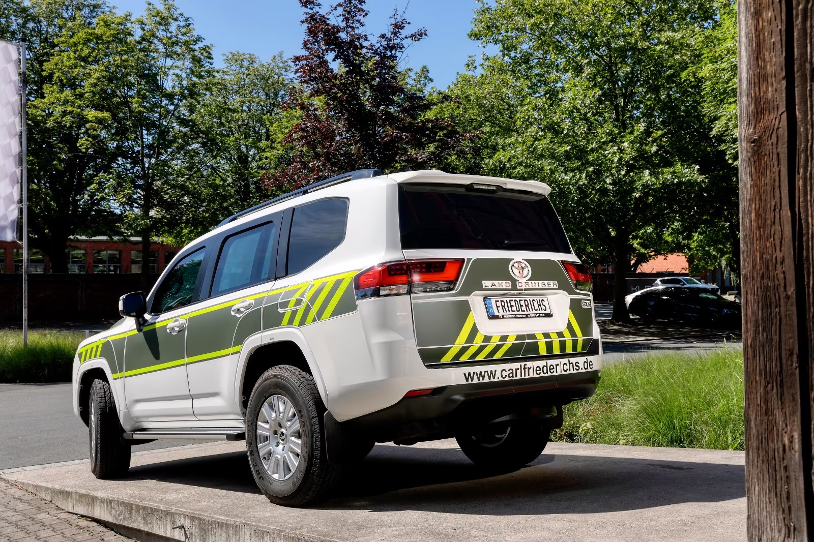 Armored Toyota Land Cruiser 300 GXR VR9 For Sale