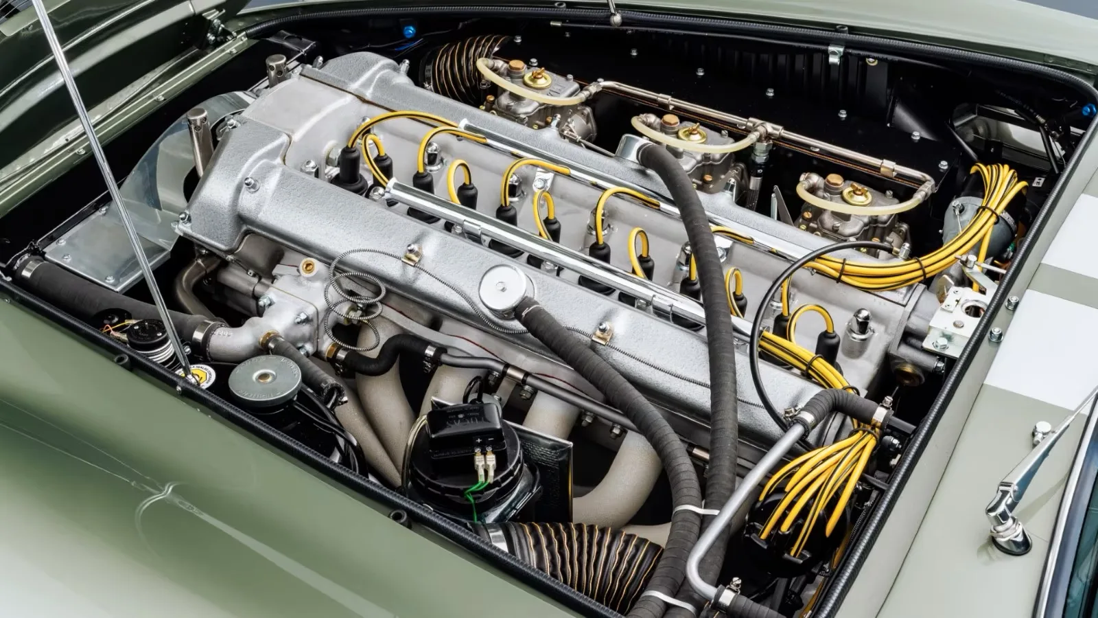 Aston Martin DB 4 GT Continuation