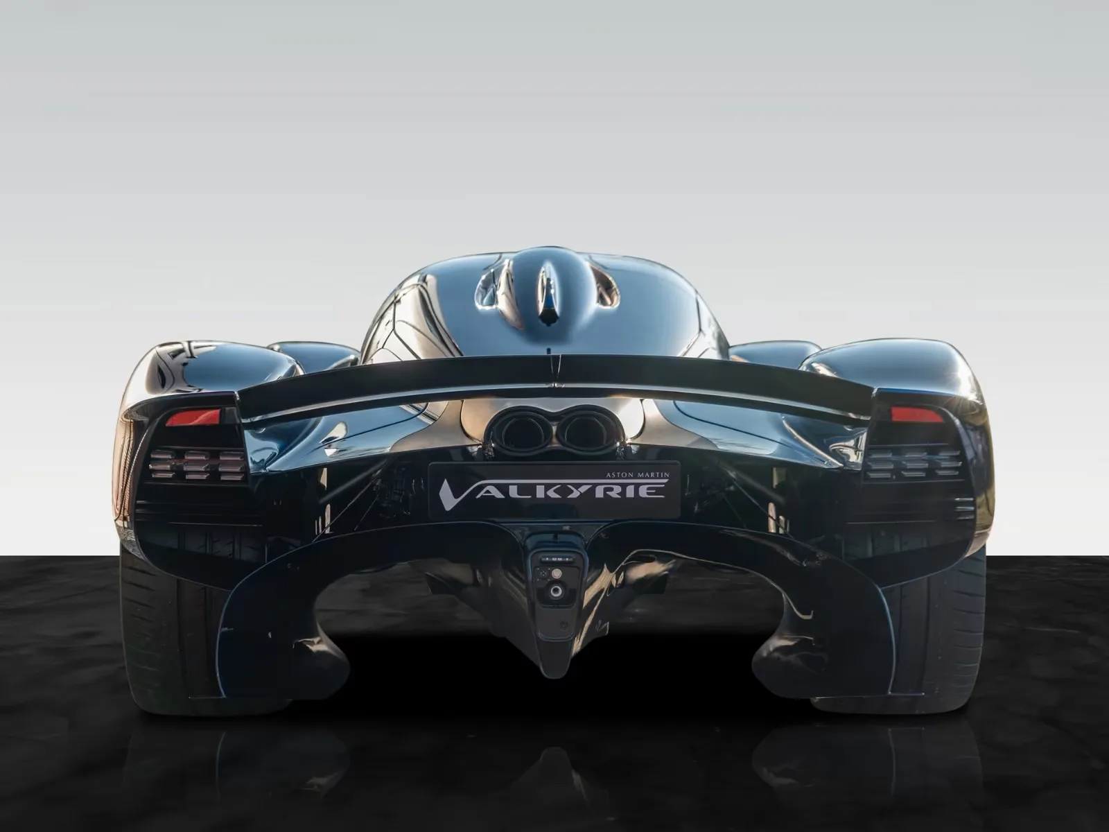 Aston Martin Valkyrie Spider Q Blue Carbon