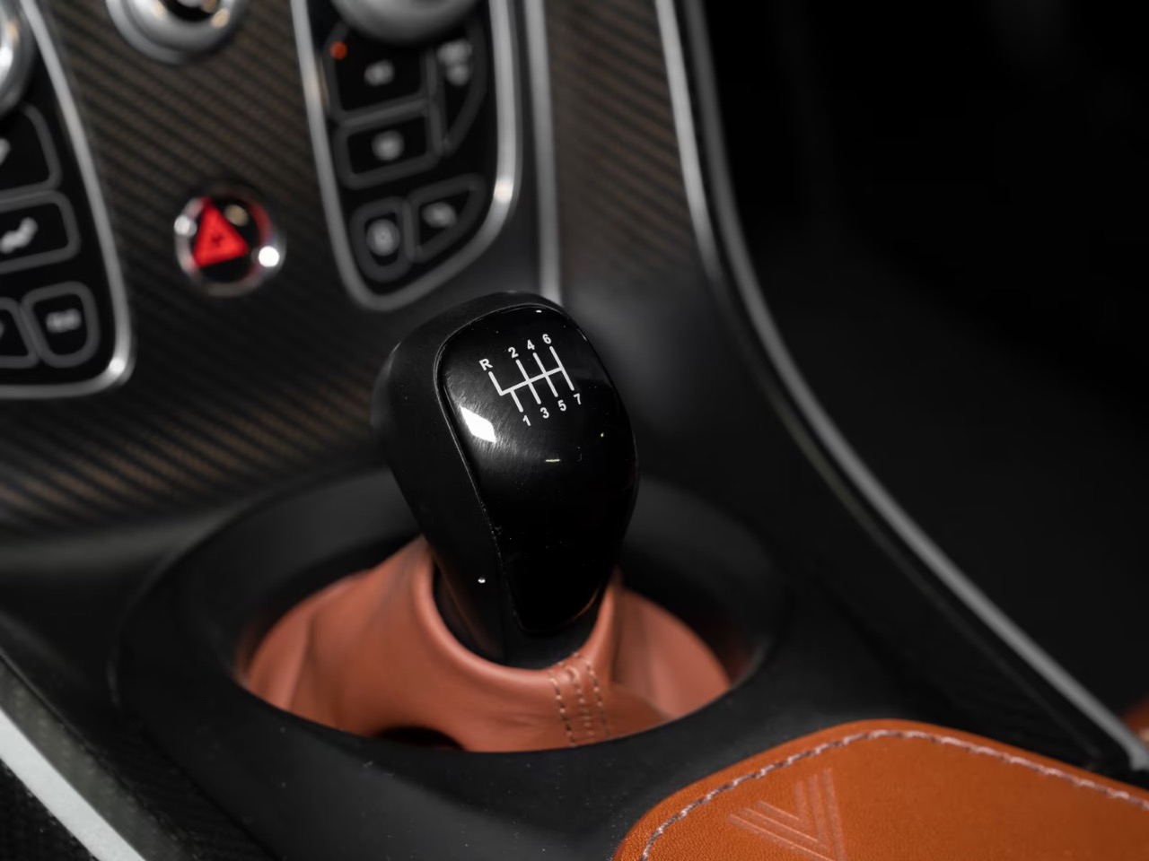 Aston Martin V12 Vantage V600