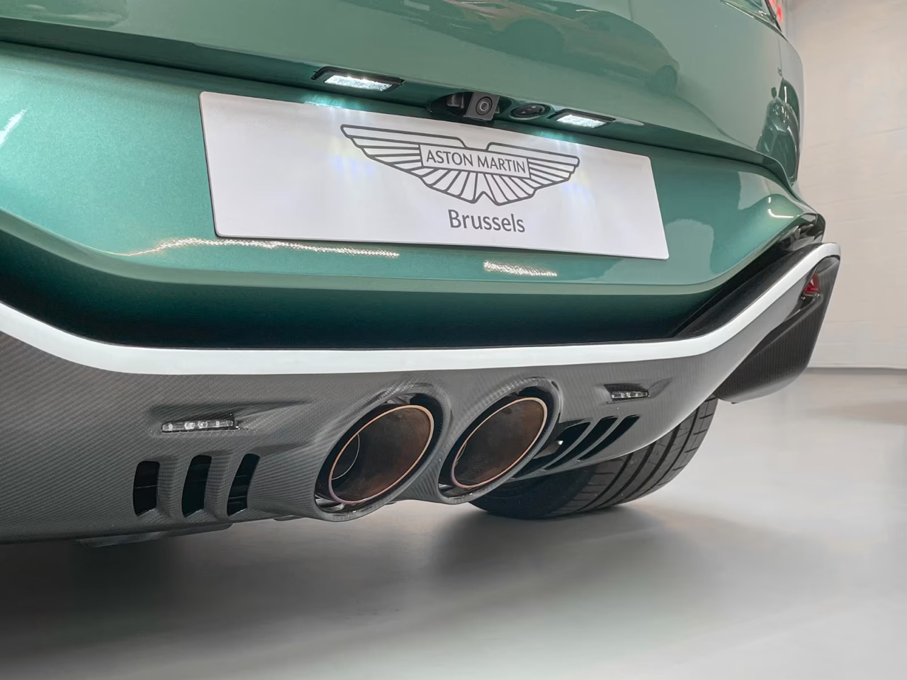 Aston Martin V12 Speedster