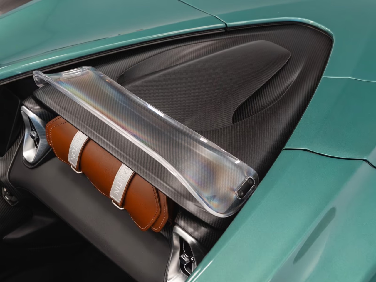 Aston Martin V12 Speedster