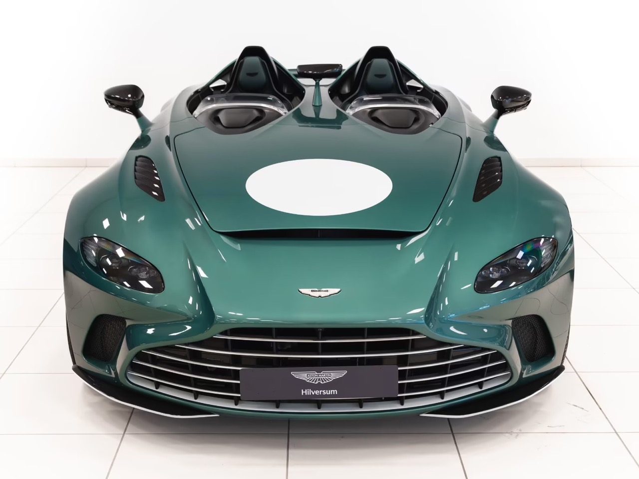 Aston Martin V12 Speedster