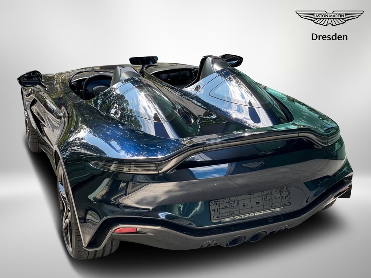 Aston Martin V12 Speedster