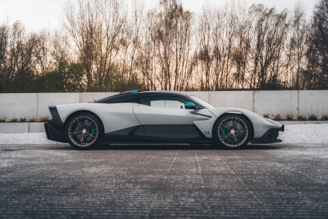 Aston Martin Valhalla
