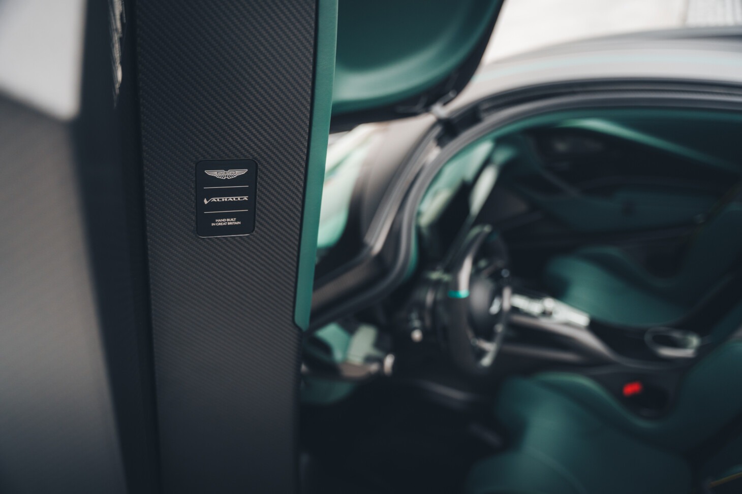 Aston Martin Valhalla