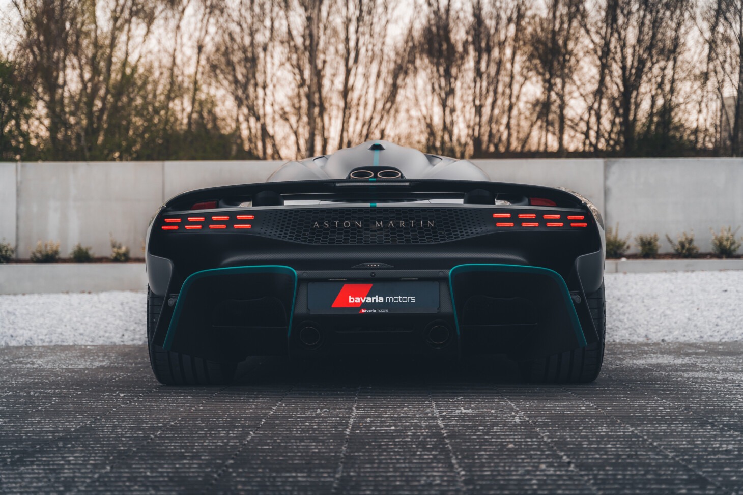 Aston Martin Valhalla