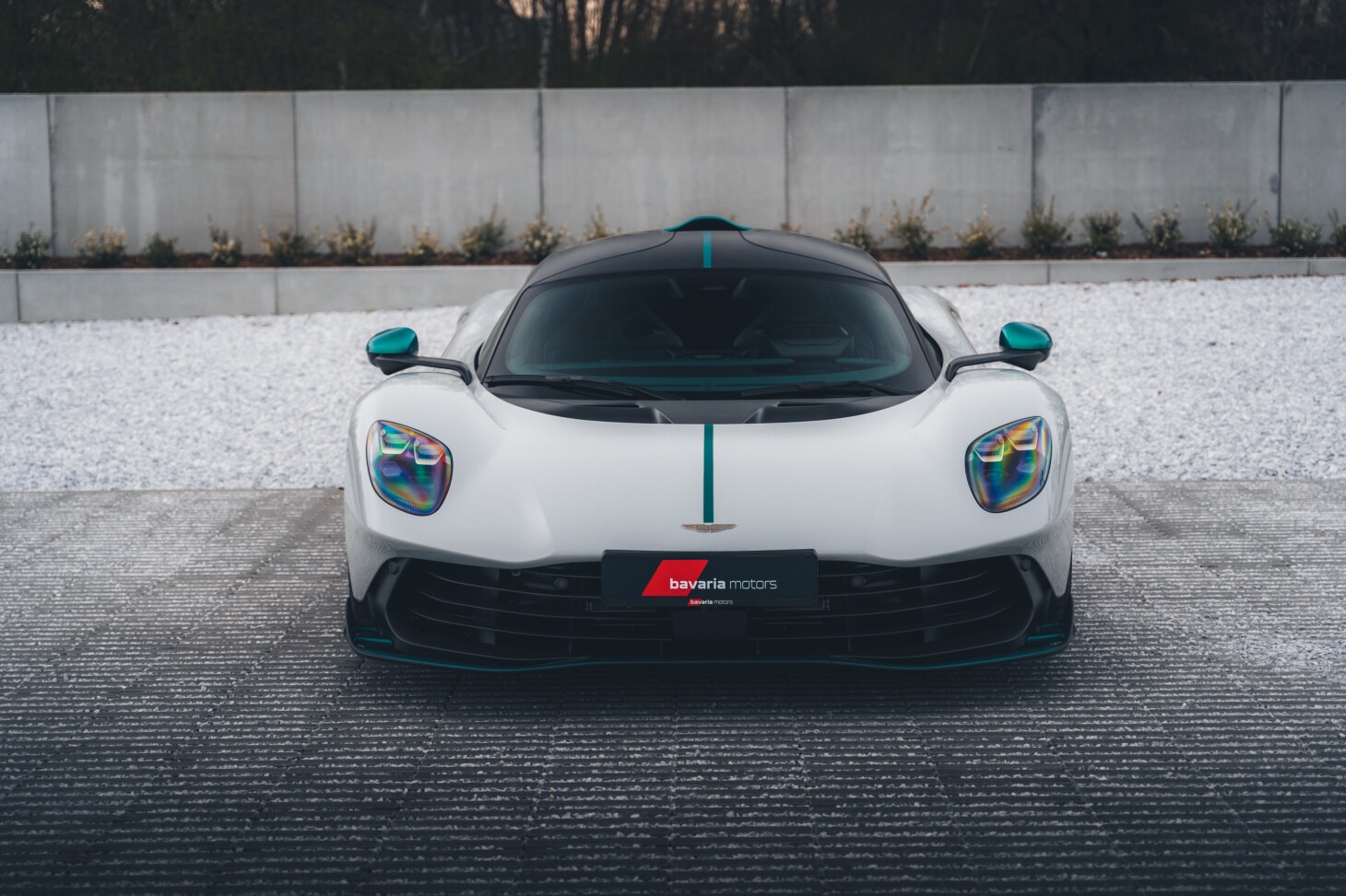 Aston Martin Valhalla