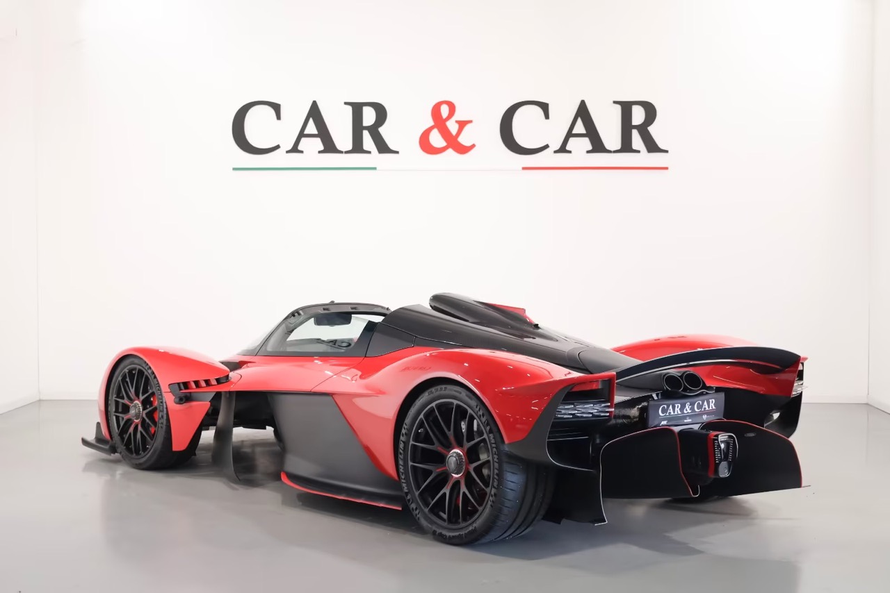 Aston Martin Valkyrie Spider