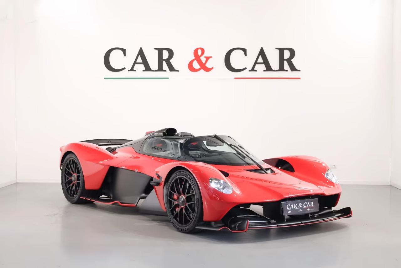 Aston Martin Valkyrie Spider