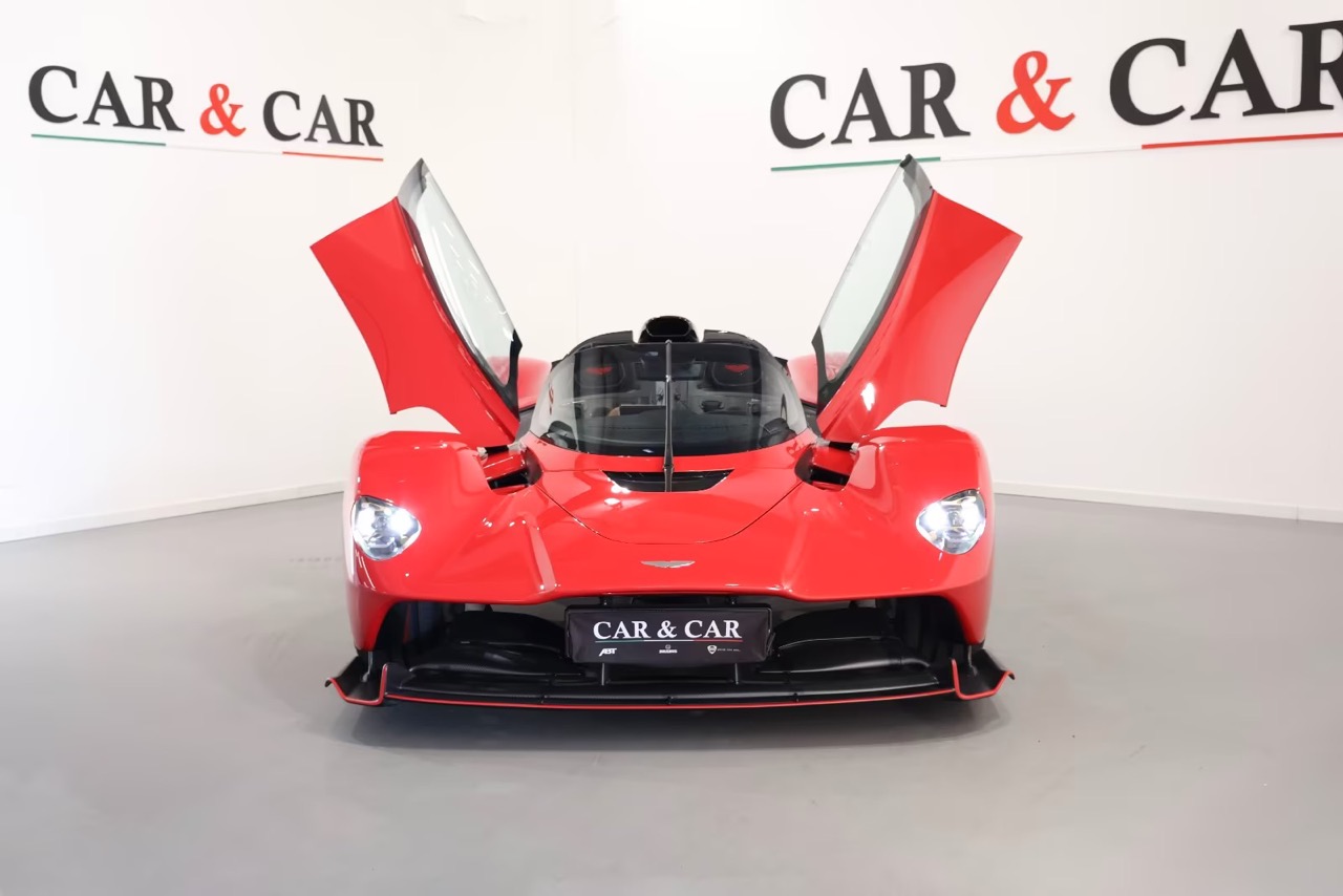 Aston Martin Valkyrie Spider