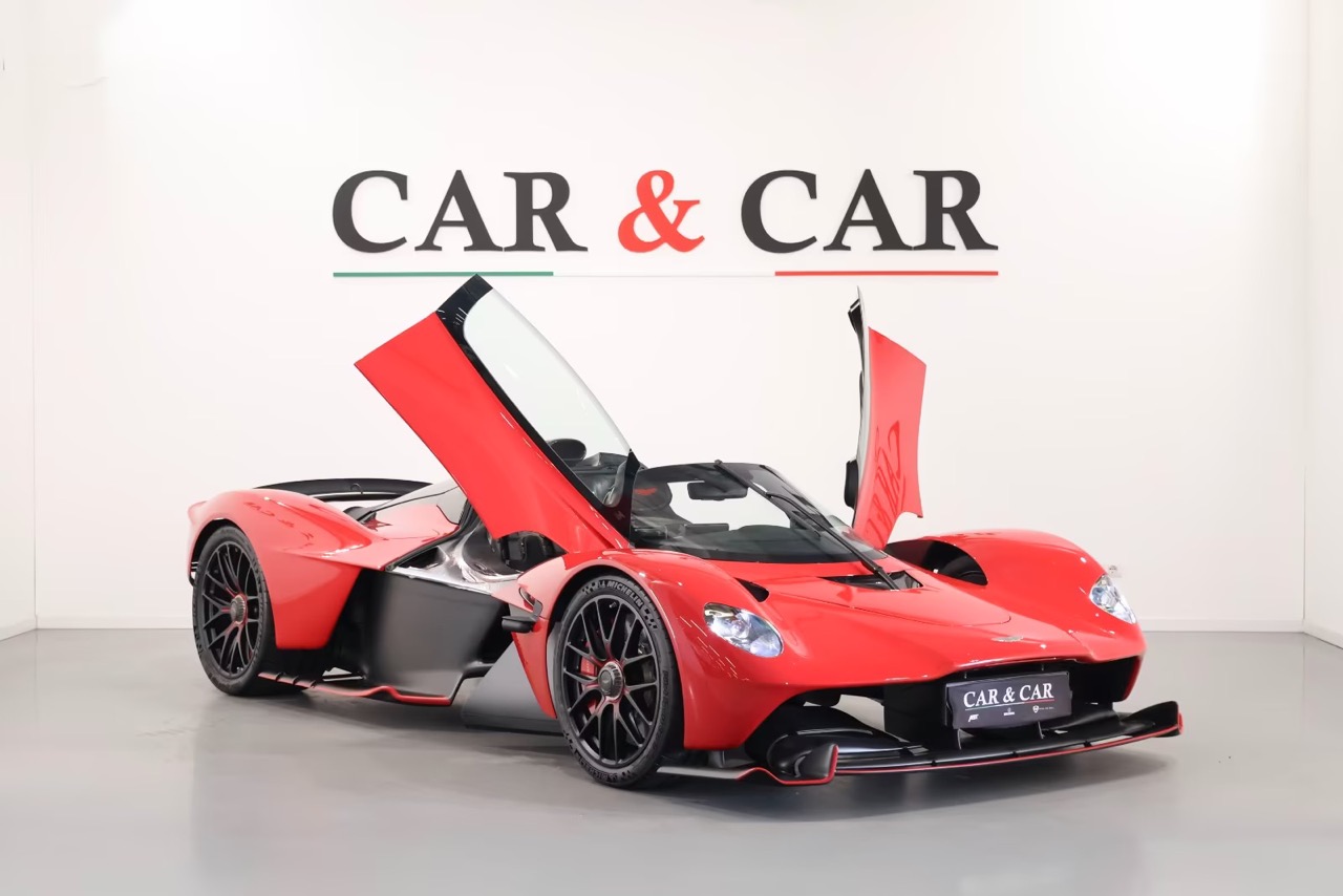 Aston Martin Valkyrie Spider