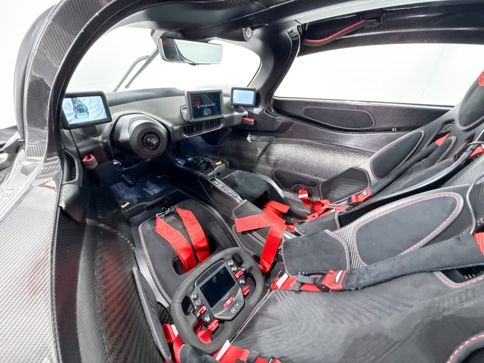Aston Martin Valkyrie