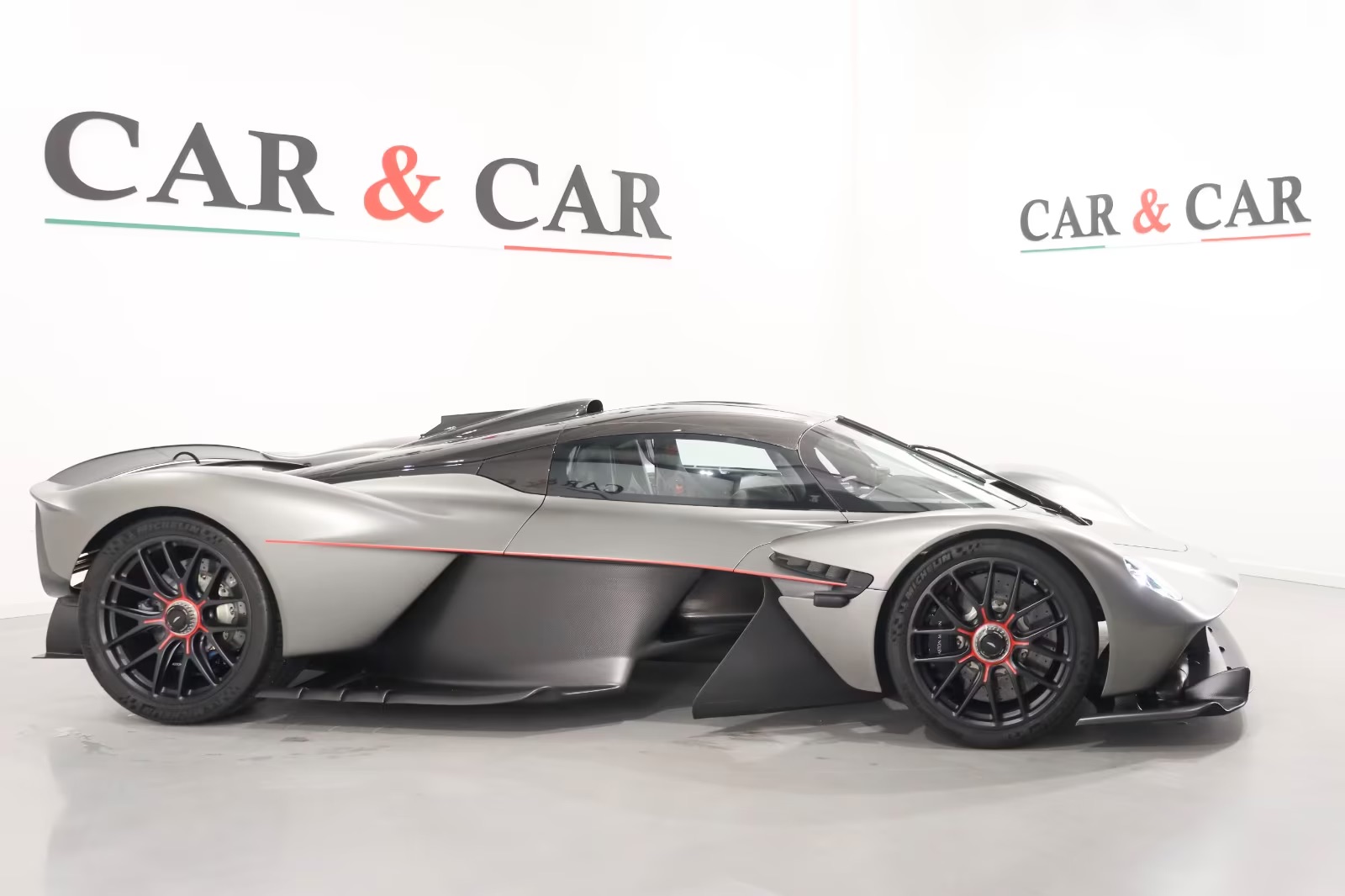 Aston Martin Valkyrie