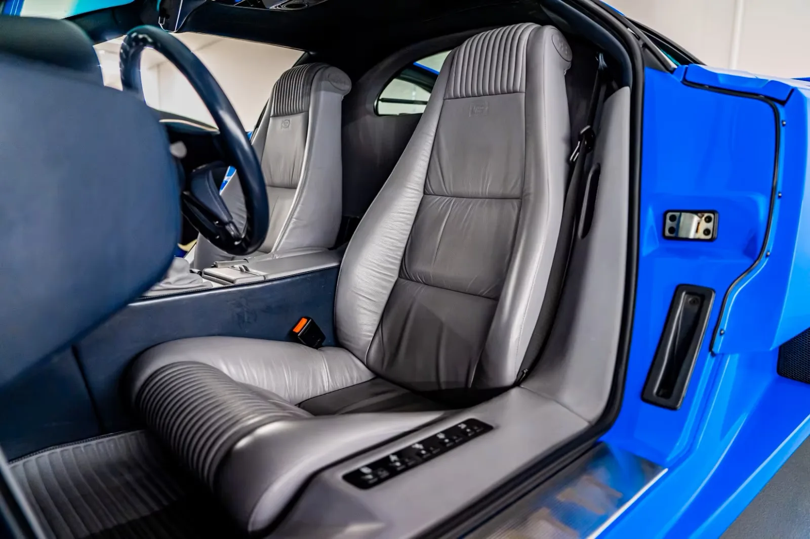 Bugatti EB 110