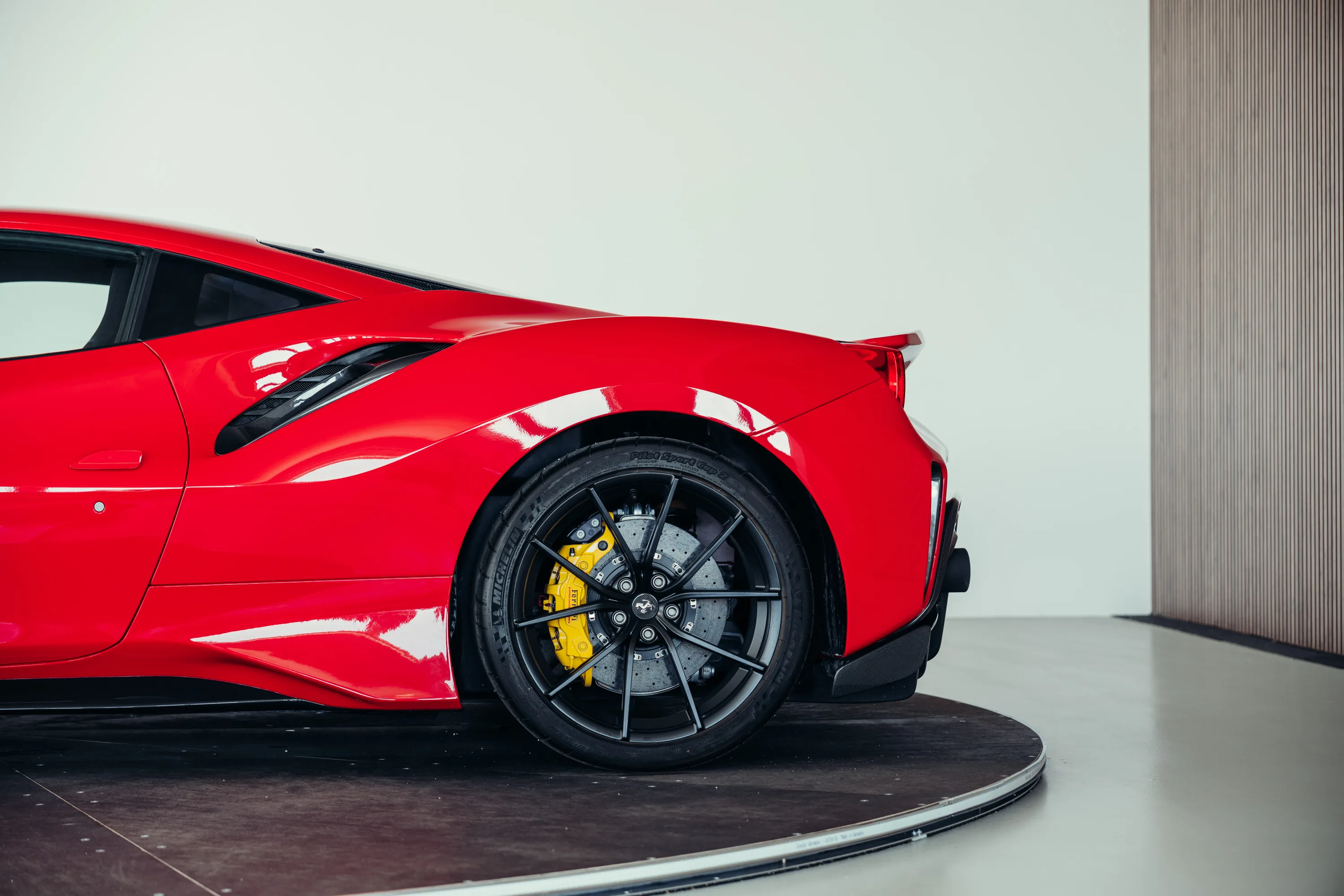 Ferrari 488 Pista