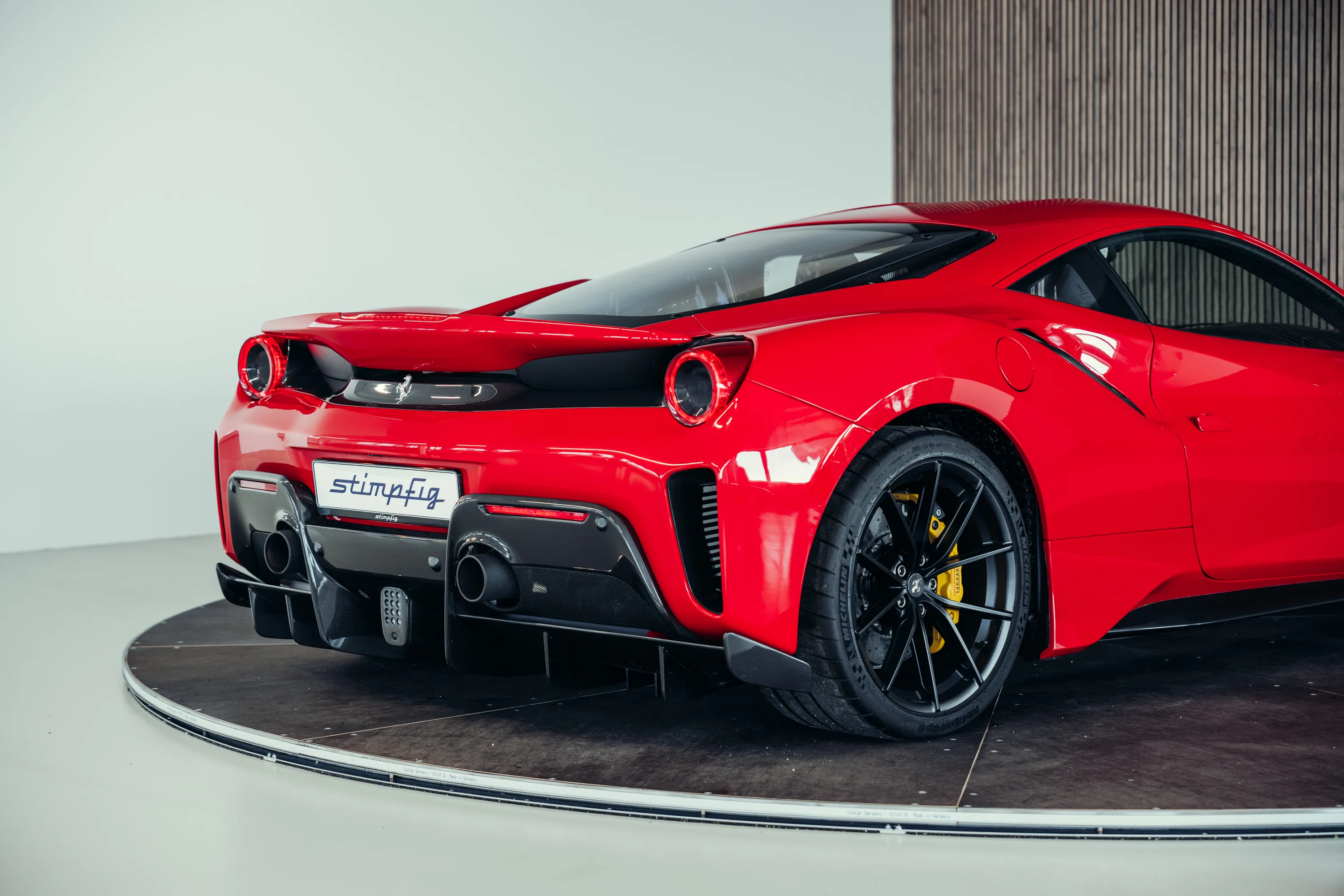 Ferrari 488 Pista