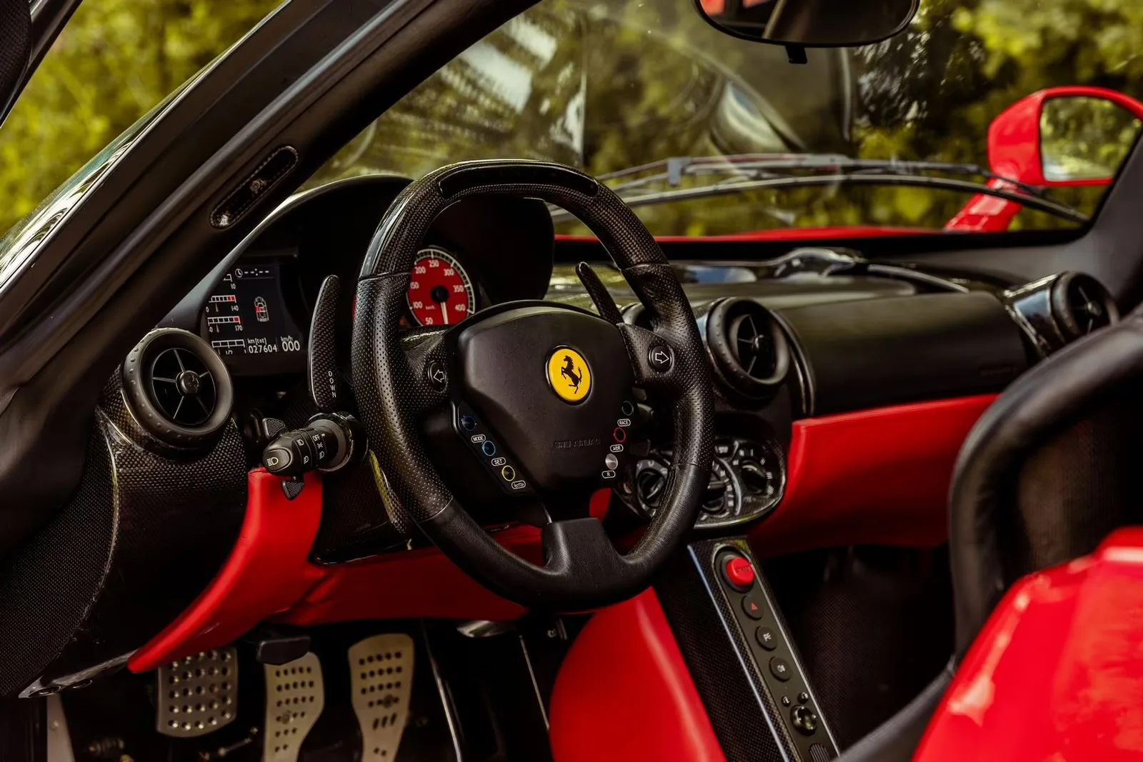Ferrari Enzo