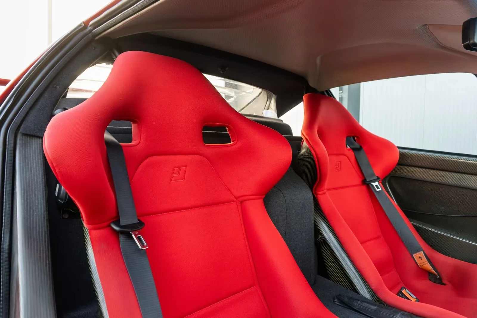 Ferrari F40 for sale — Rosso Corsa