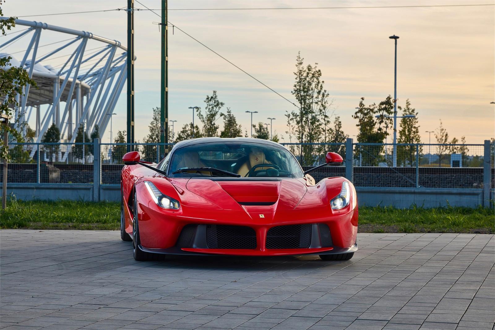 Ferrari LaFerrari Rosso Corsa for sale