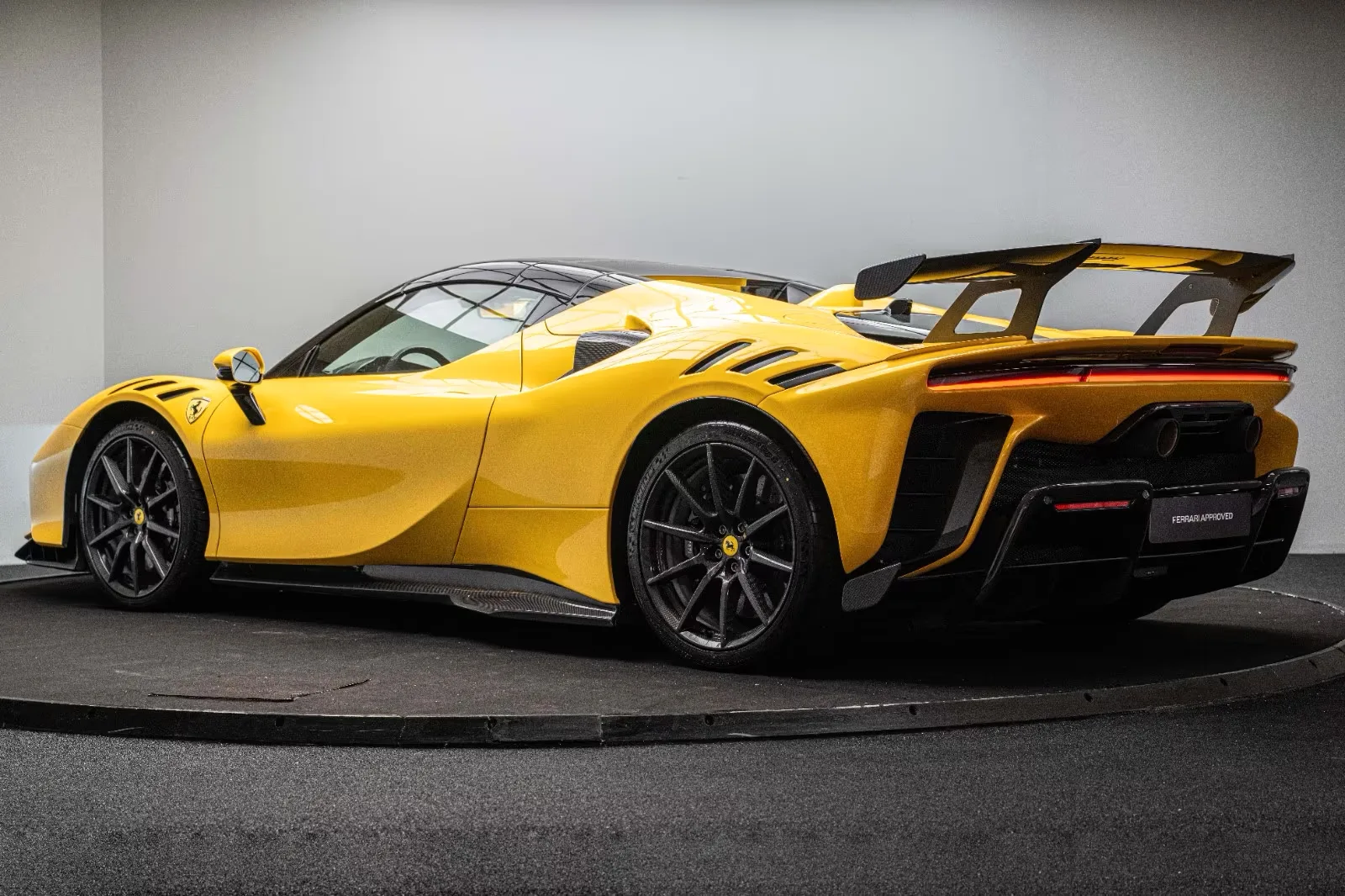 Ferrari SF90 XX Spider for sale — Spider
