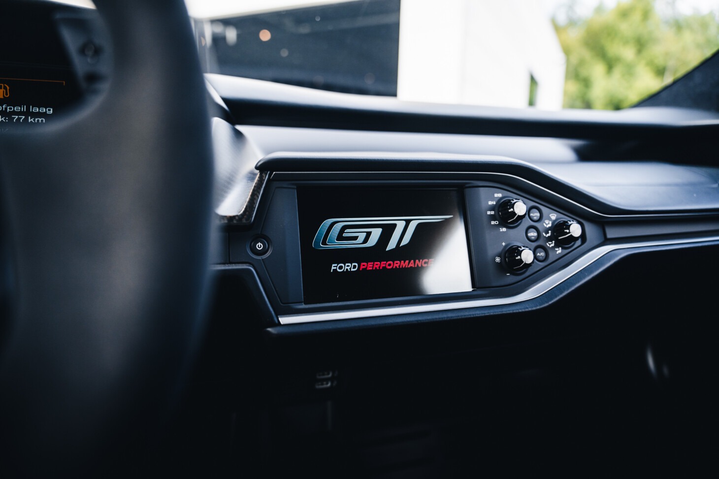Ford GT