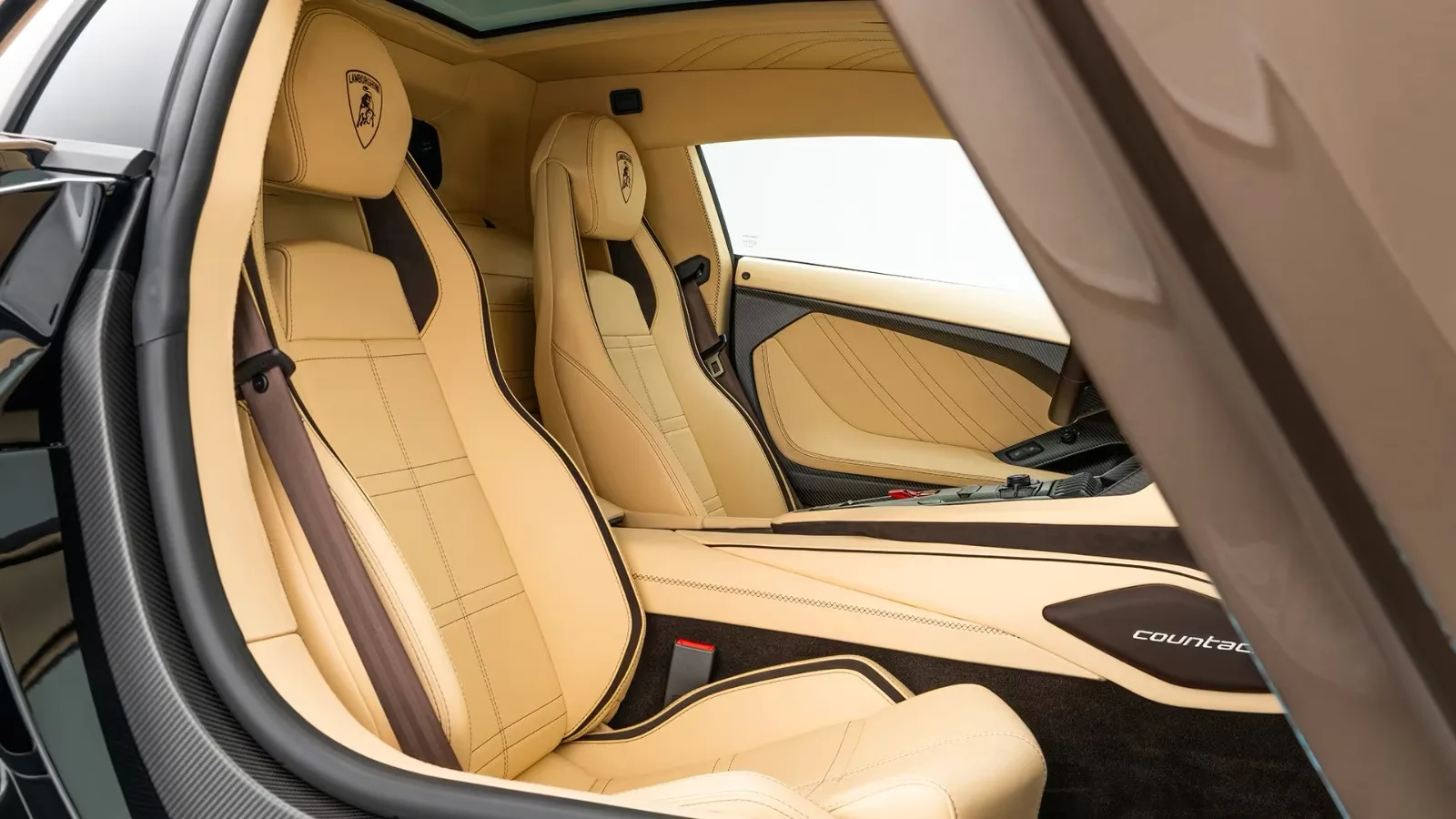 Lamborghini Countach LPI 800-4