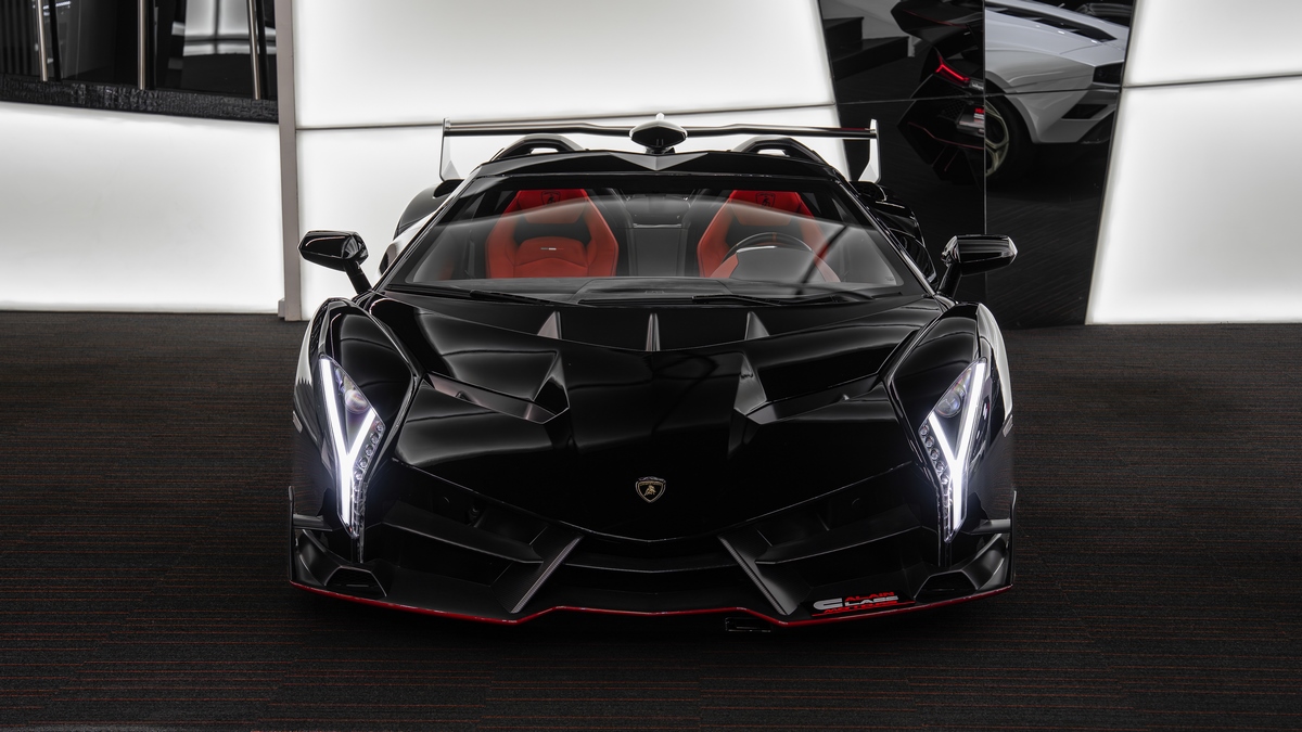 Lamborghini Veneno Roadster for sale
