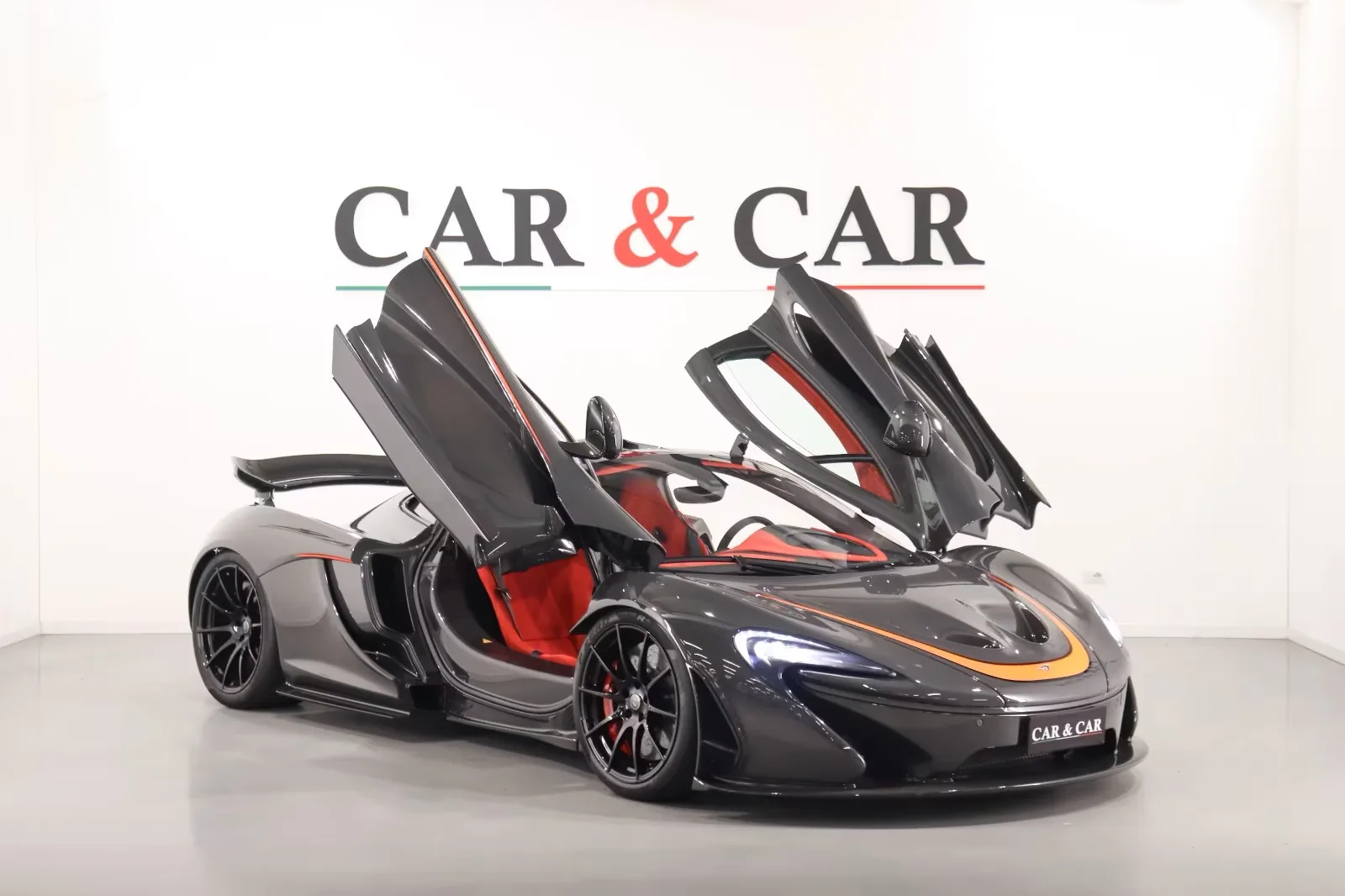 McLaren P1