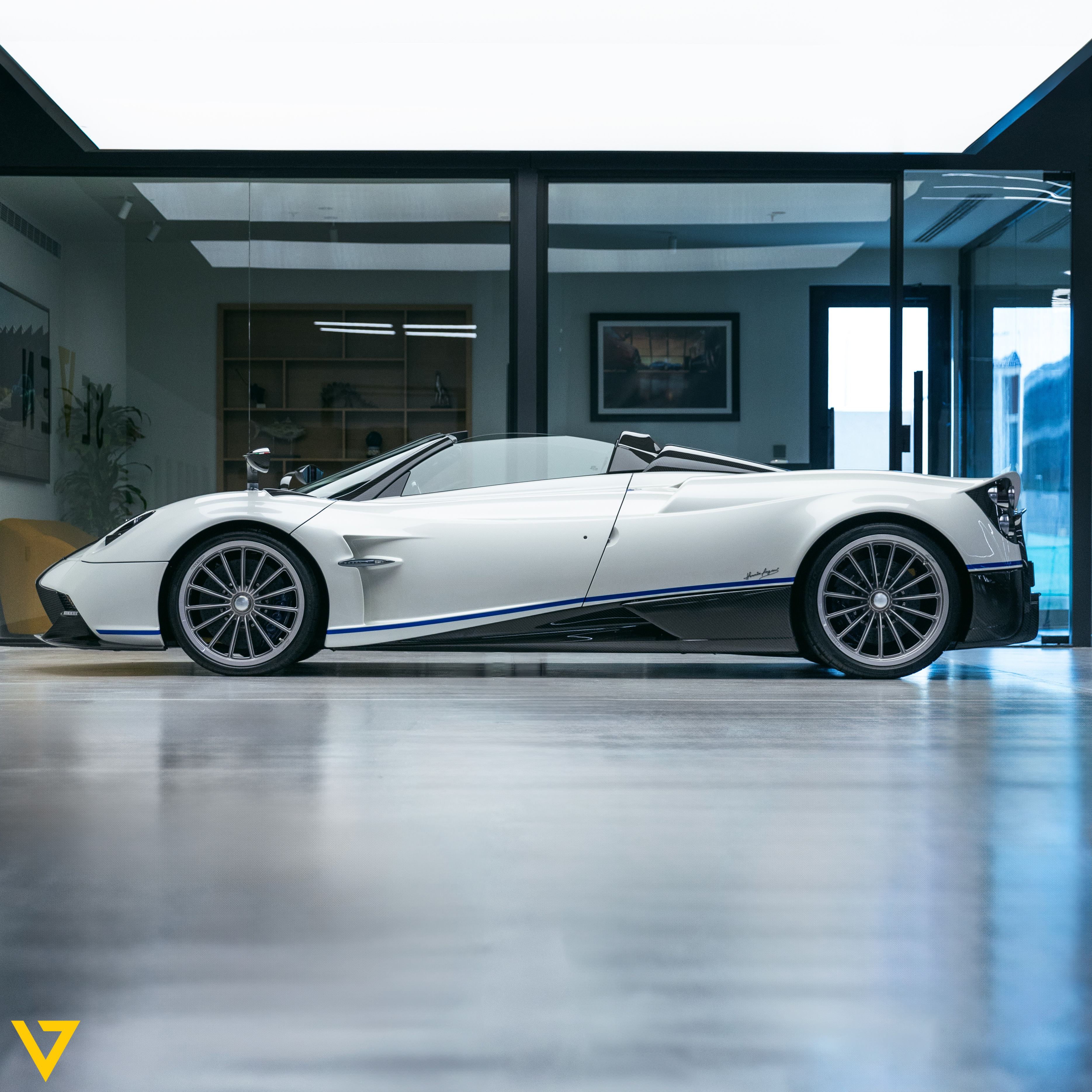 Pagani Huayra Roadster For Sale, HYPERLUXE