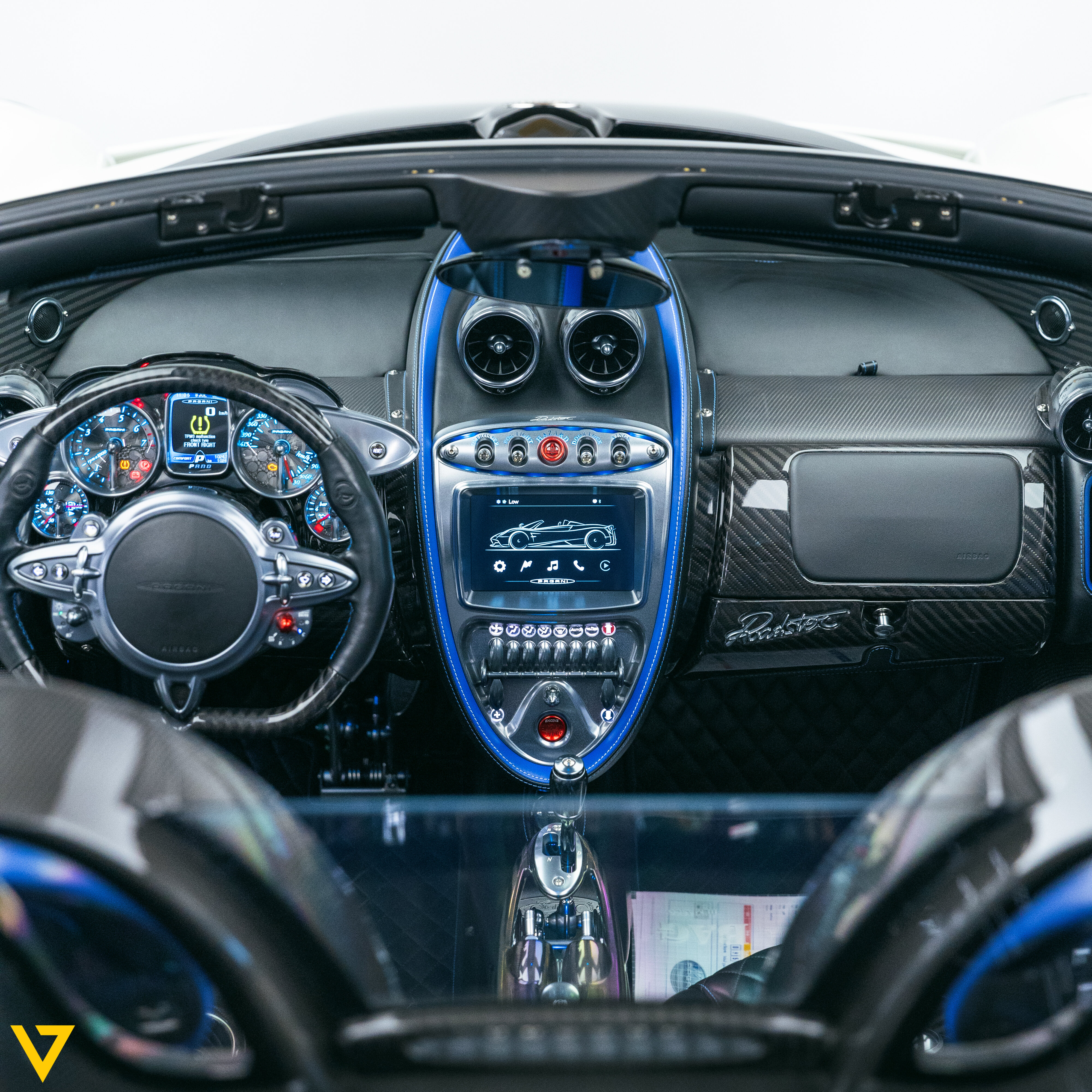 Pagani Huayra Roadster