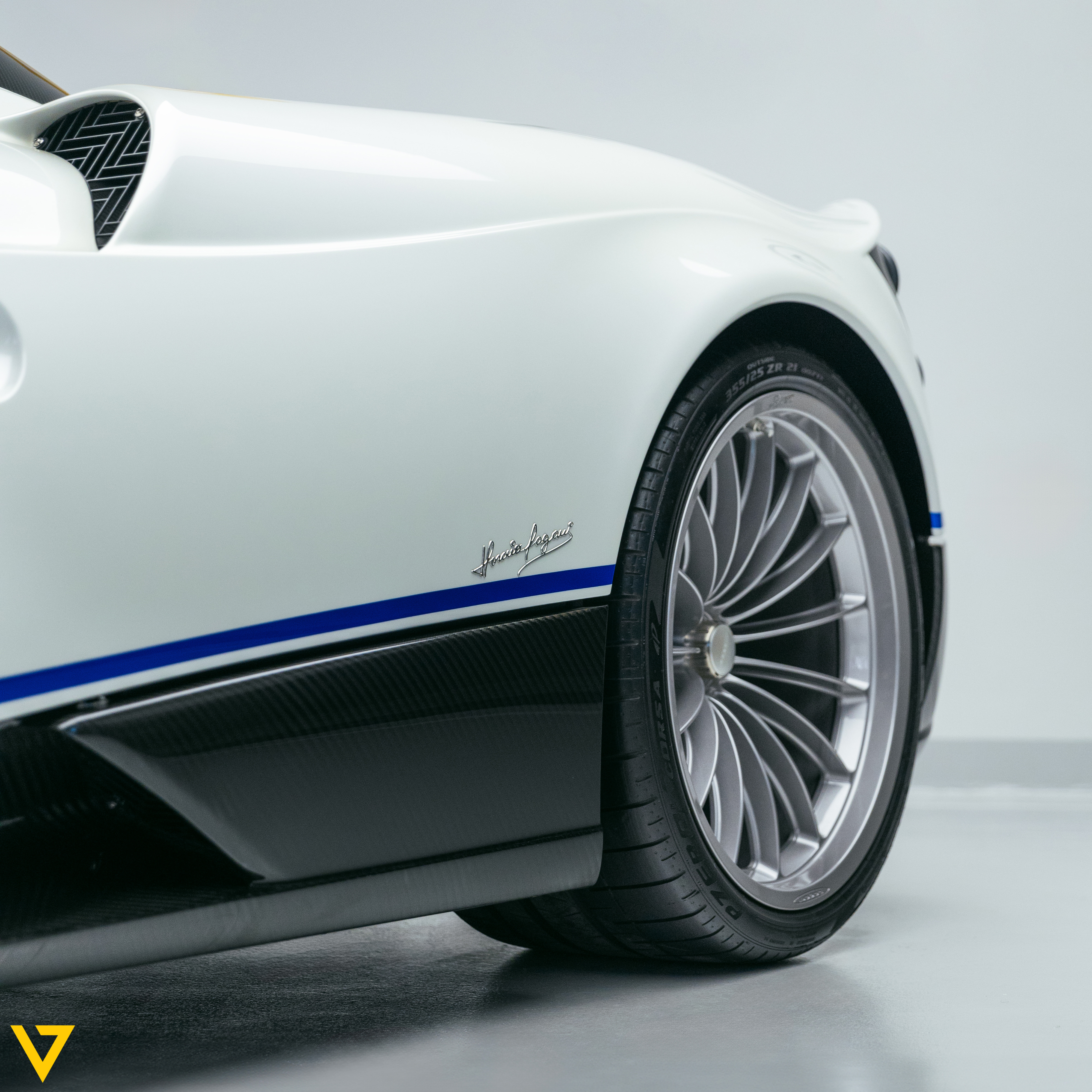 Pagani Huayra Roadster