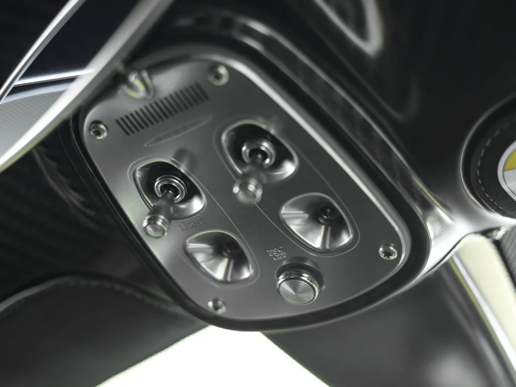 Pagani Utopia