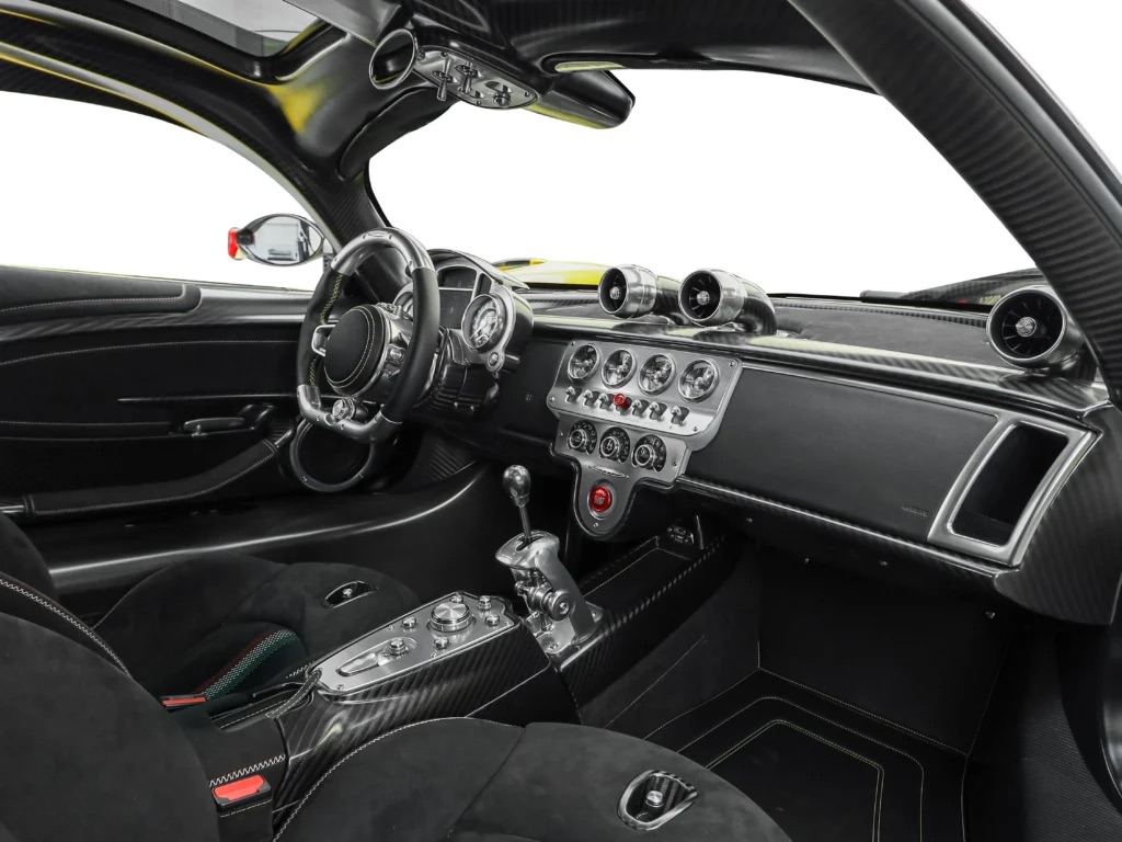 Pagani Utopia