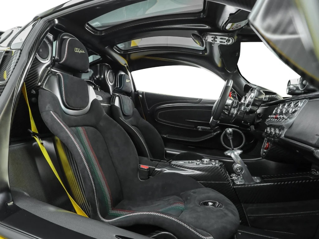 Pagani Utopia