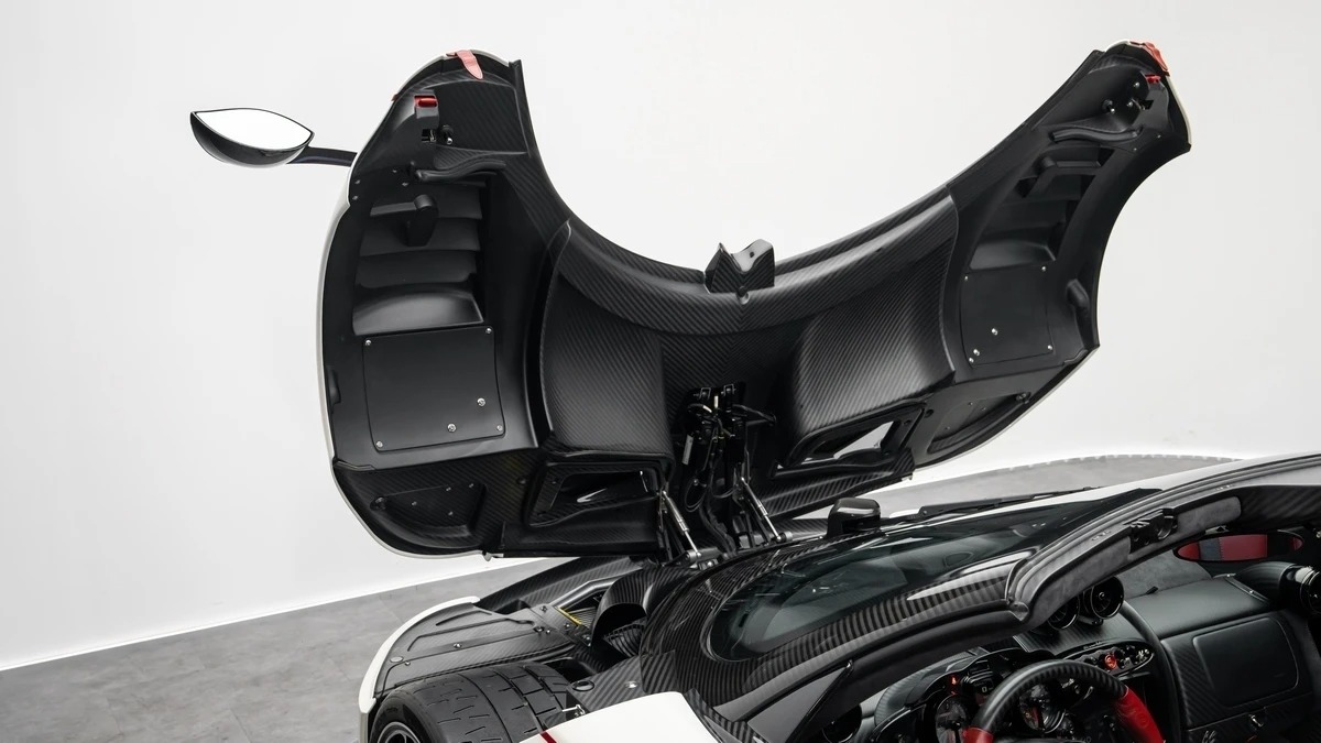 Pagani Huayra Roadster BC for sale