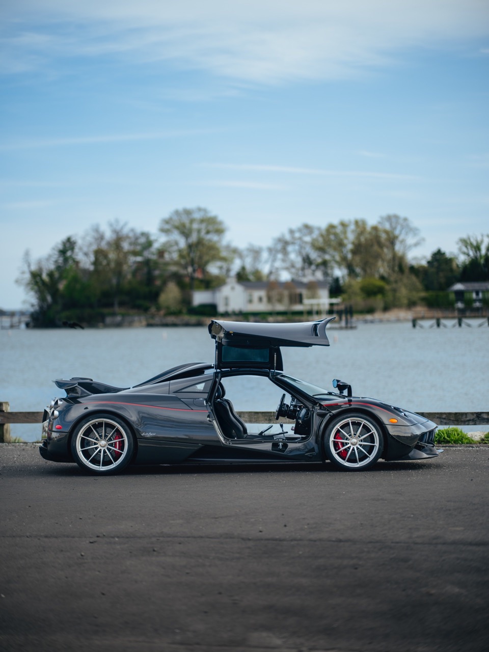 Pagani Huayra Coupe