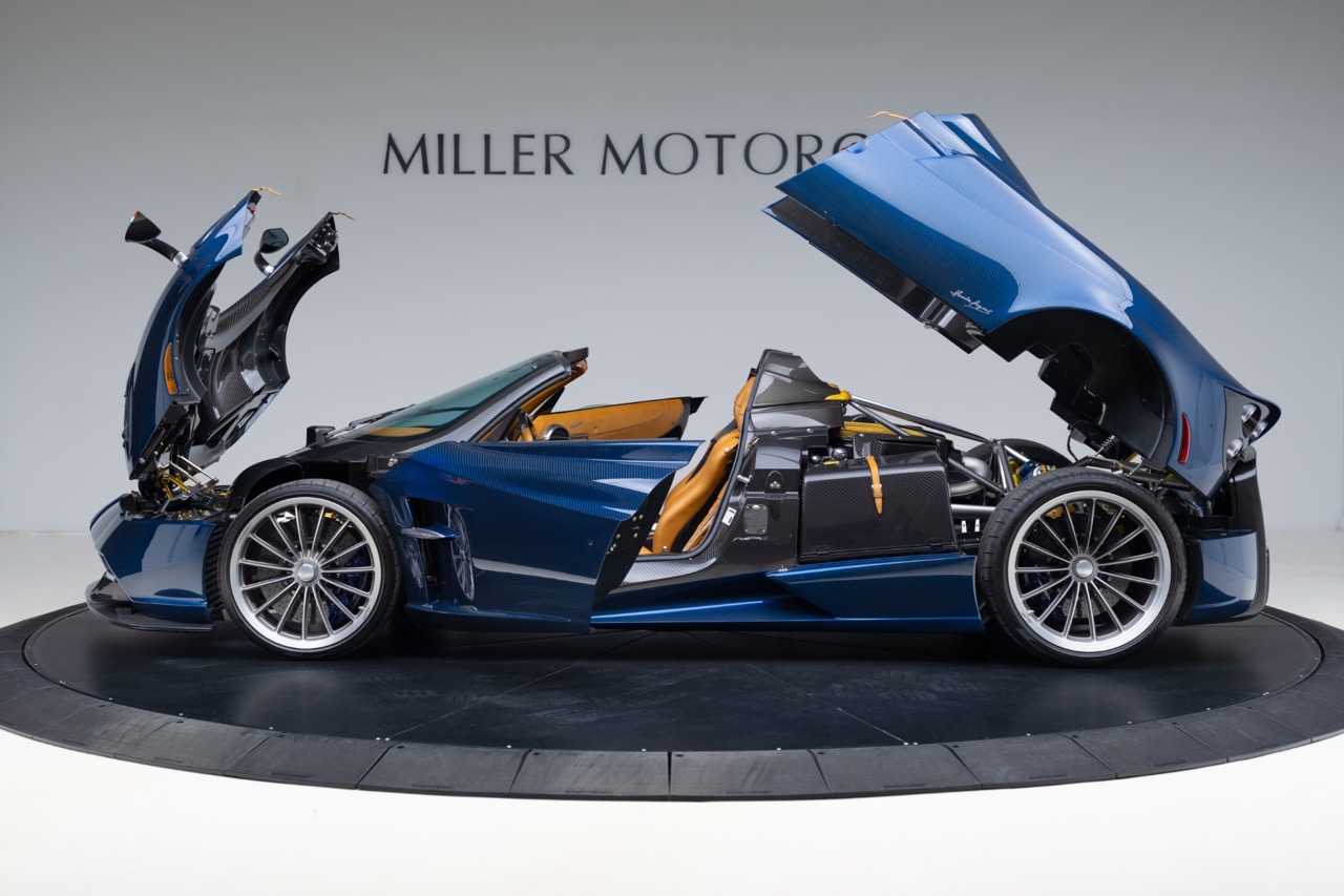 Pagani Huayra Roadster