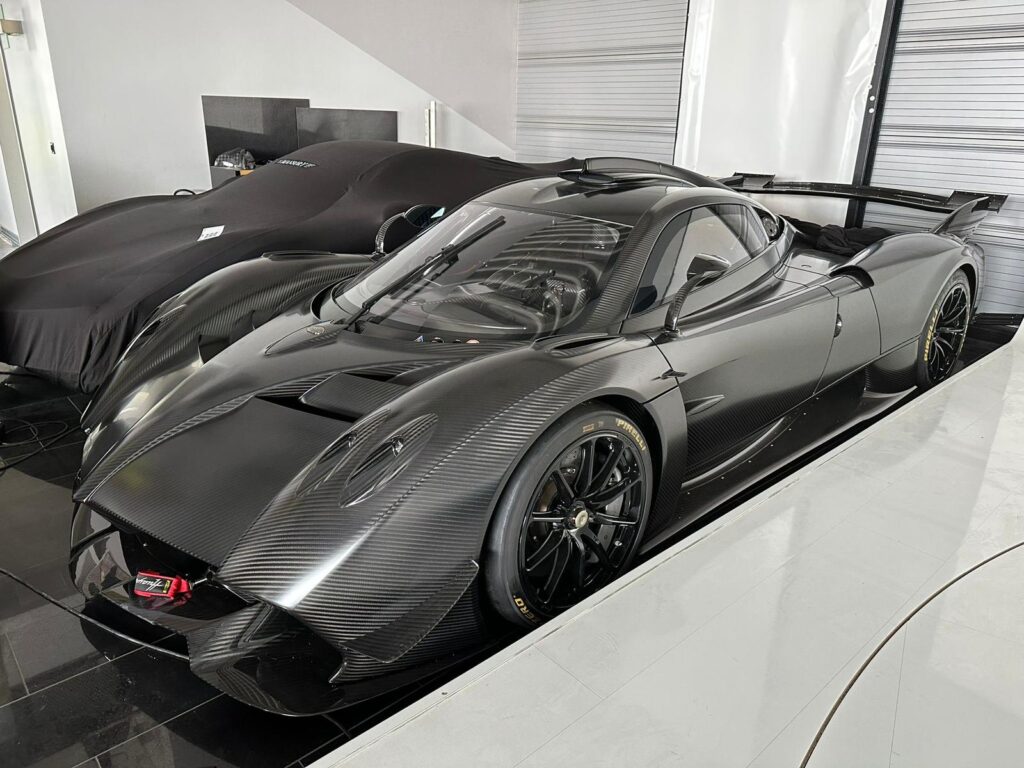 Pagani Huayra R For Sale, HYPERLUXE