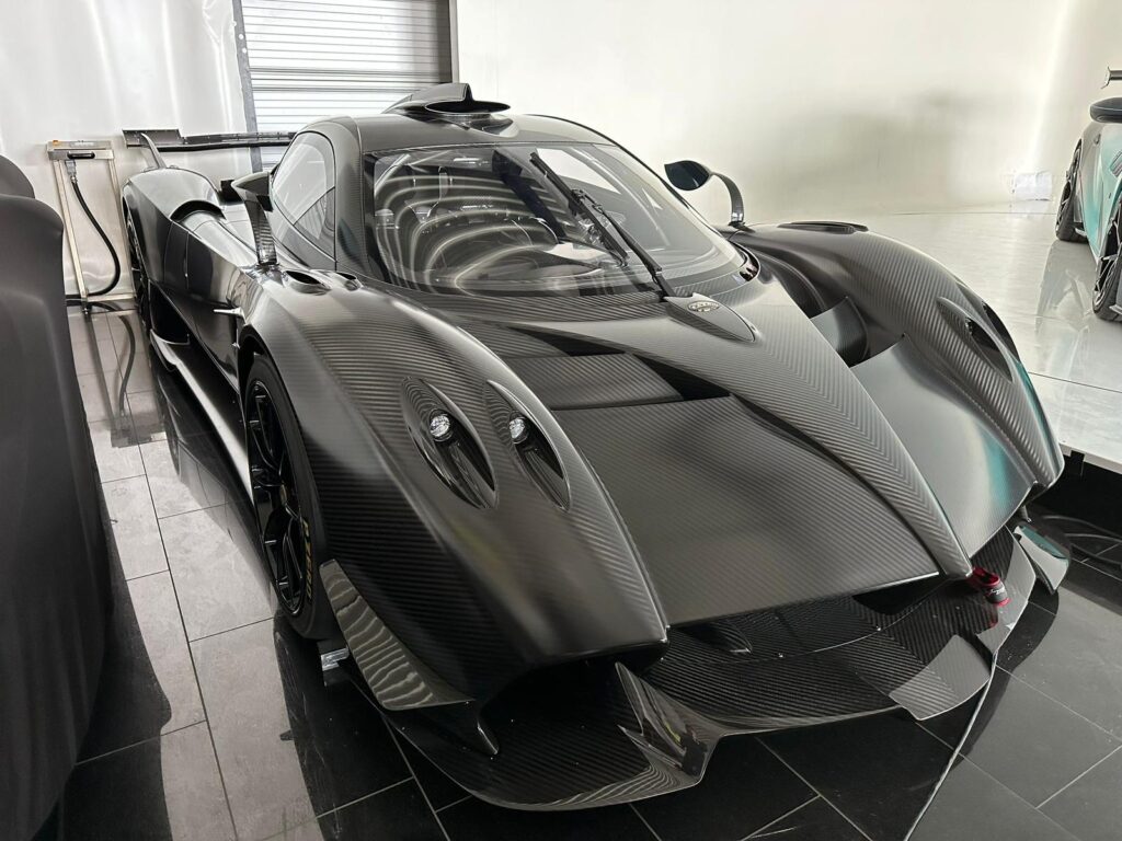 Pagani Huayra R For Sale | HYPERLUXE