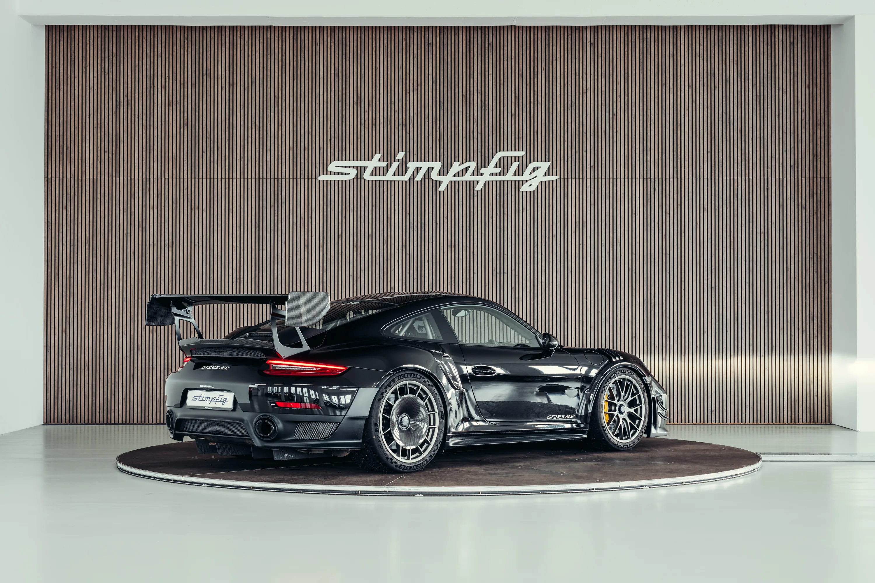 Porsche 911 GT2 RS