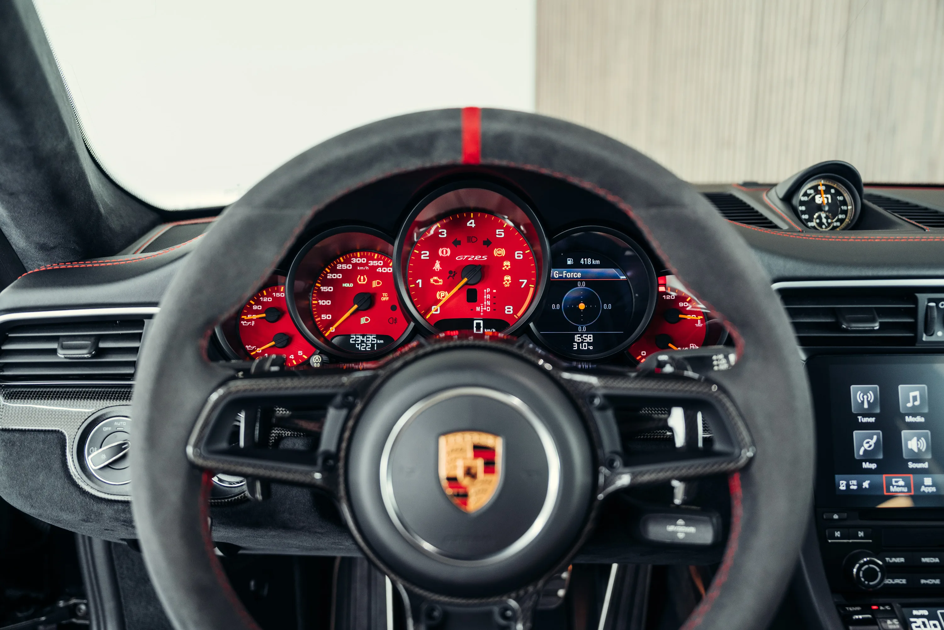 Porsche 911 GT2 RS