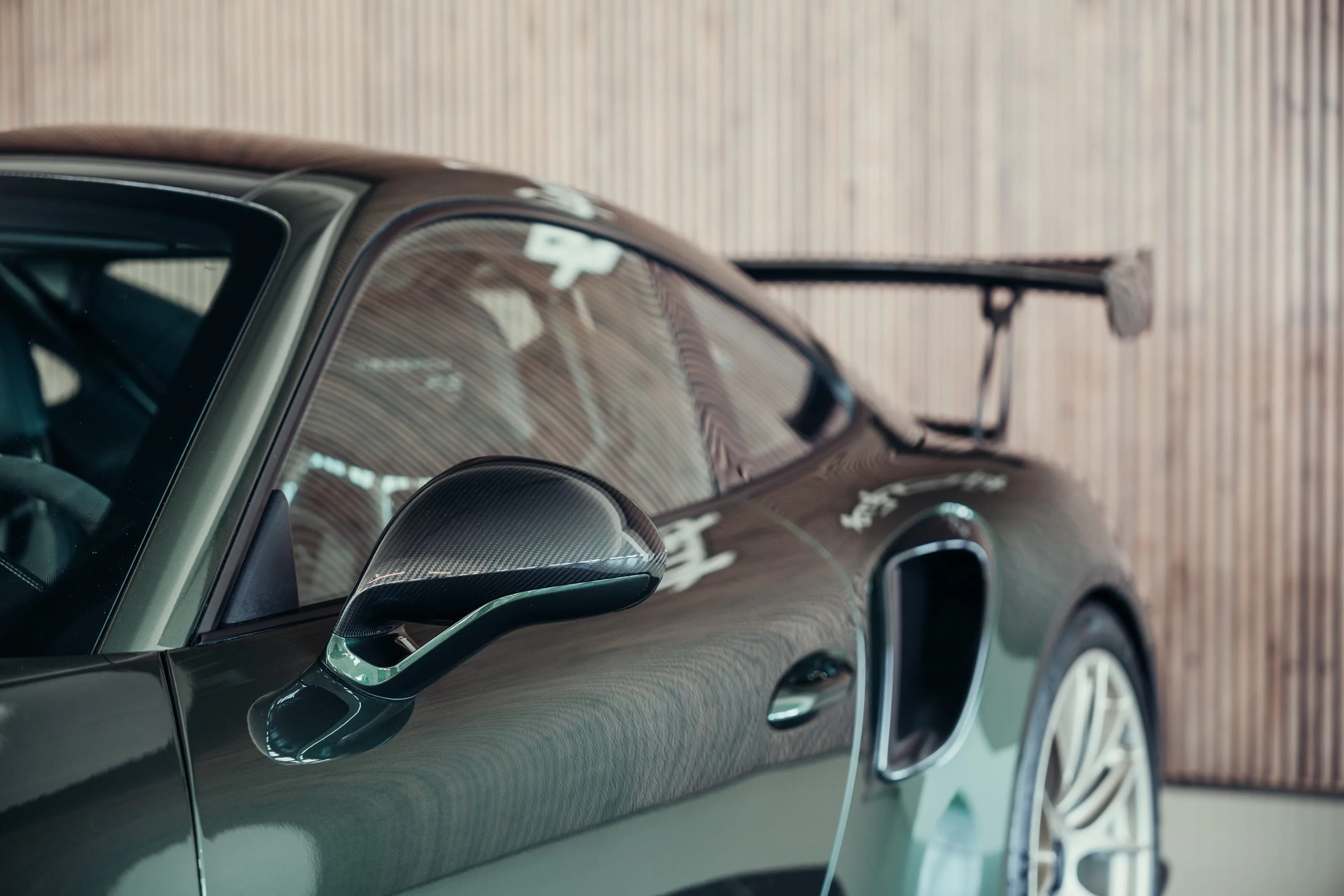 Porsche 911 GT2 RS