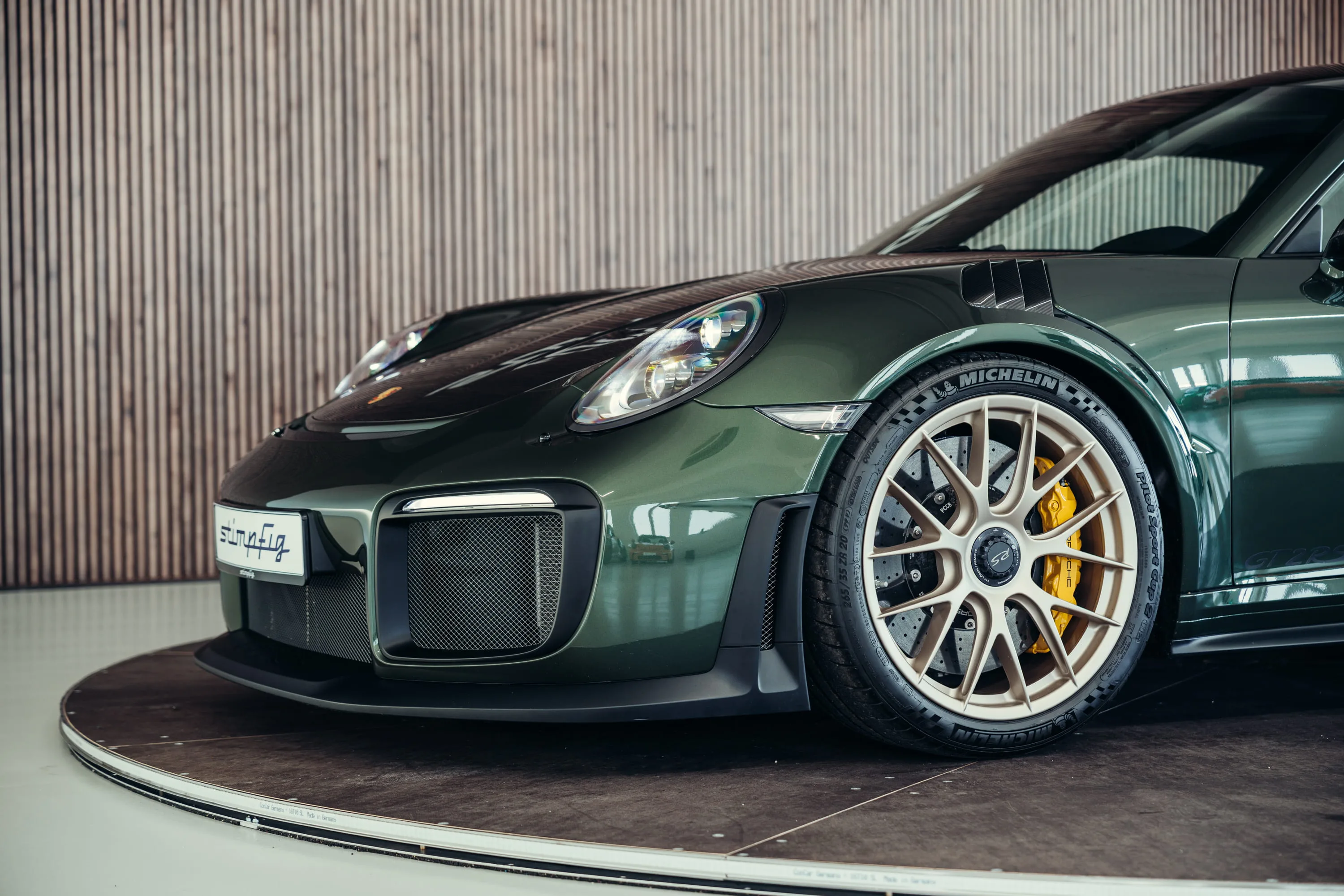 Porsche 911 GT2 RS