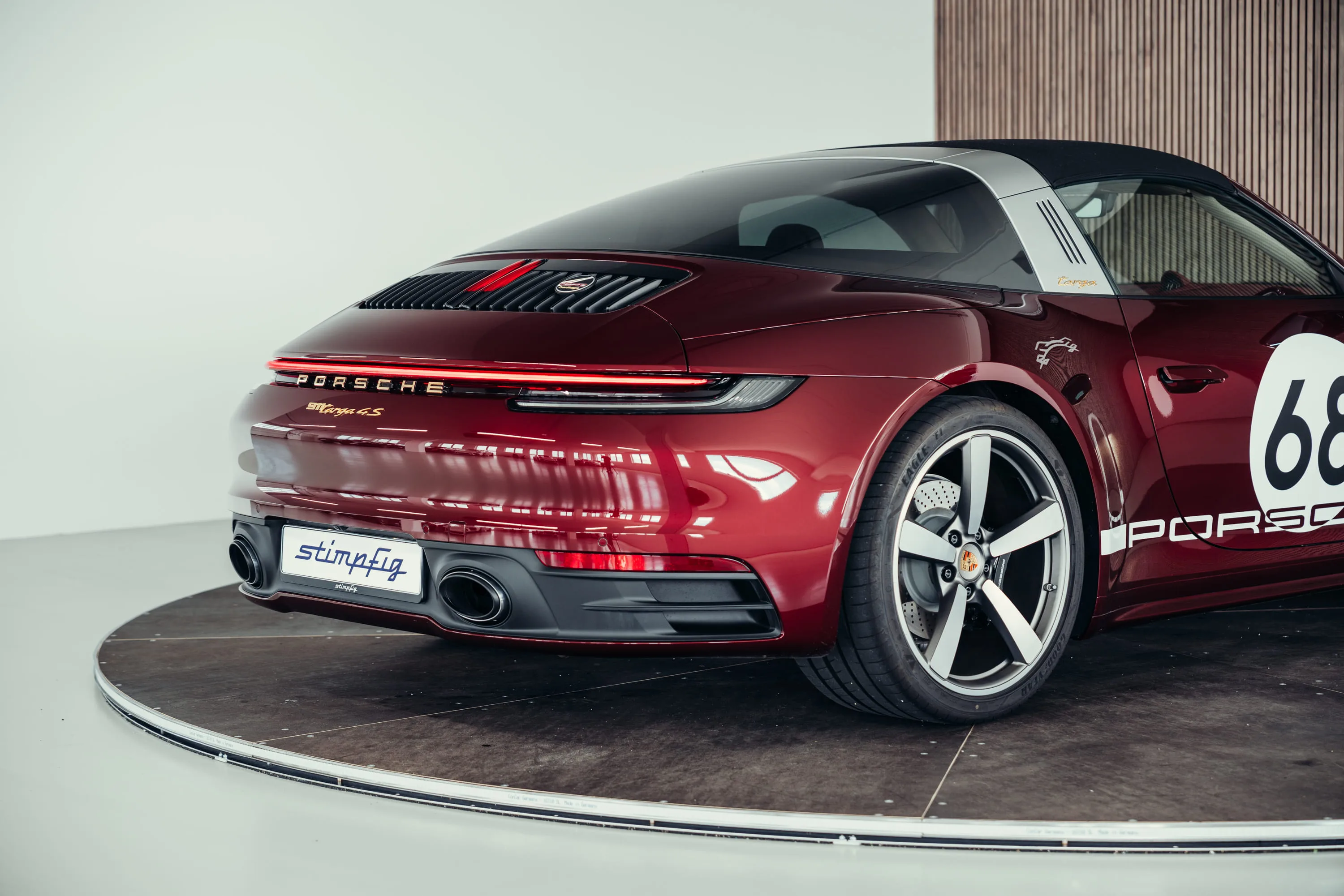 Porsche 911 Targa 4S Heritage Design