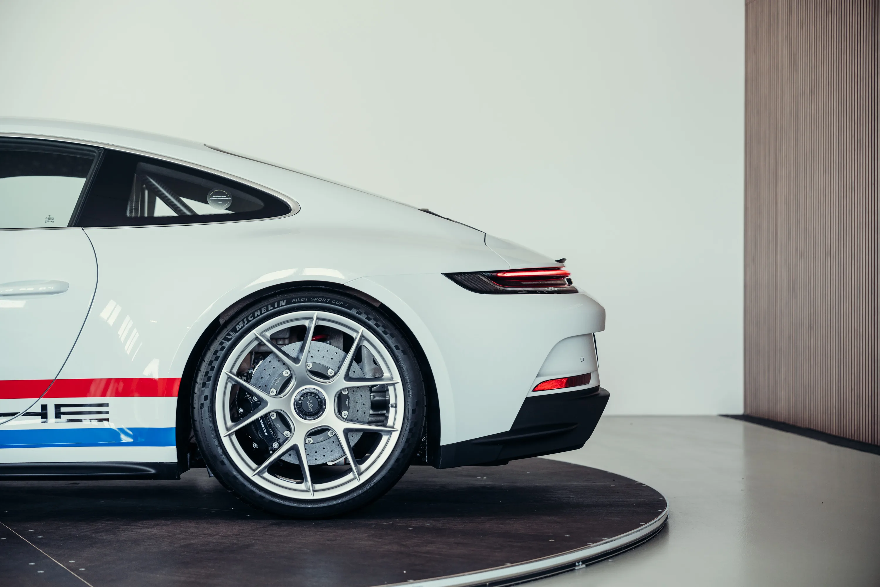 Porsche 911 S/T