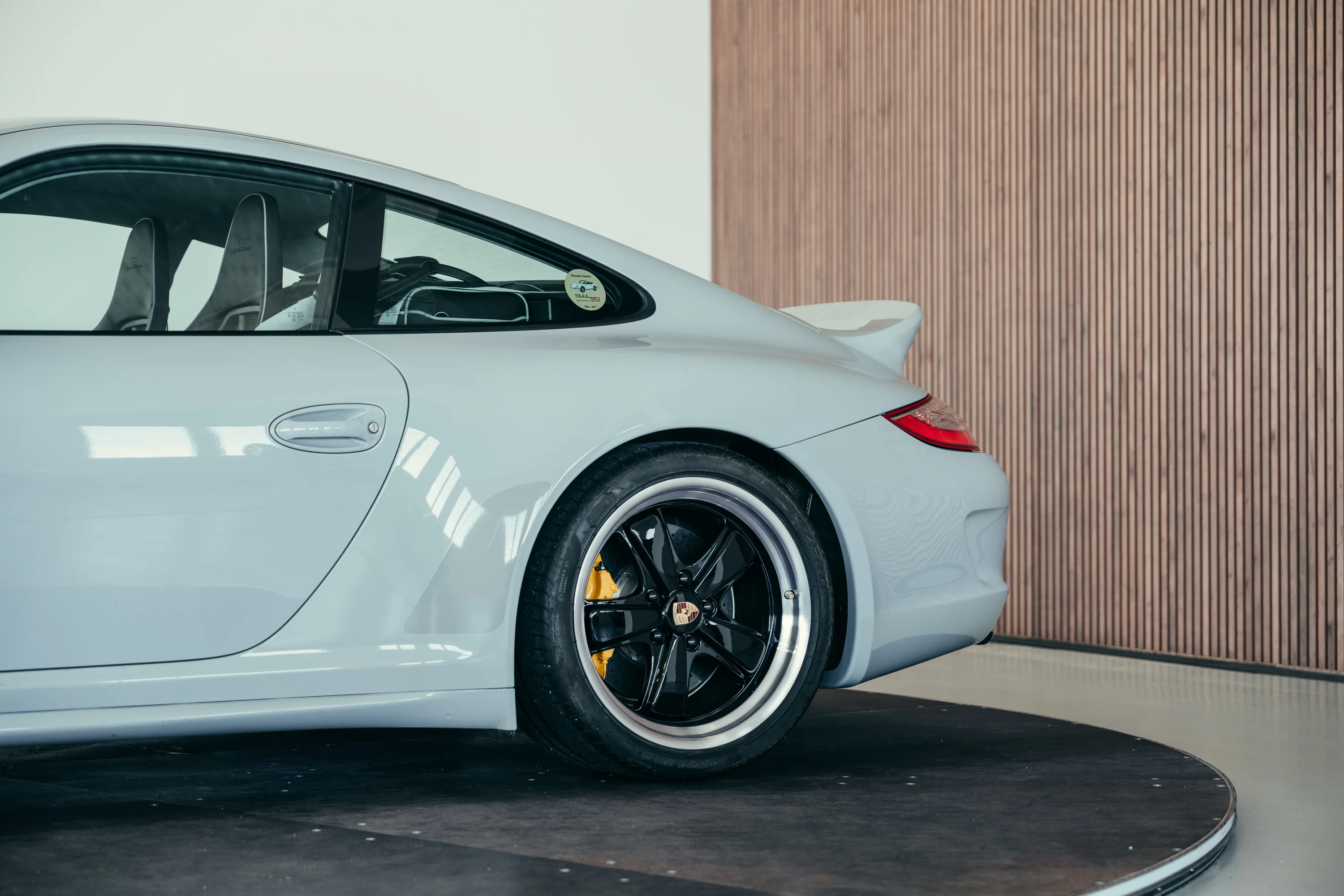 Porsche 911 Sport Classic