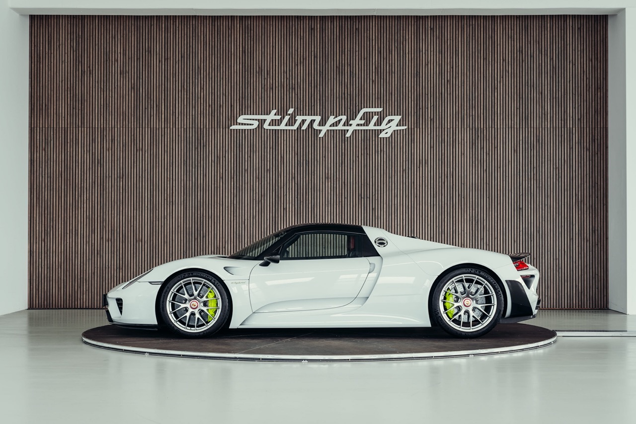 Porsche 918 Spyder Weissach for sale