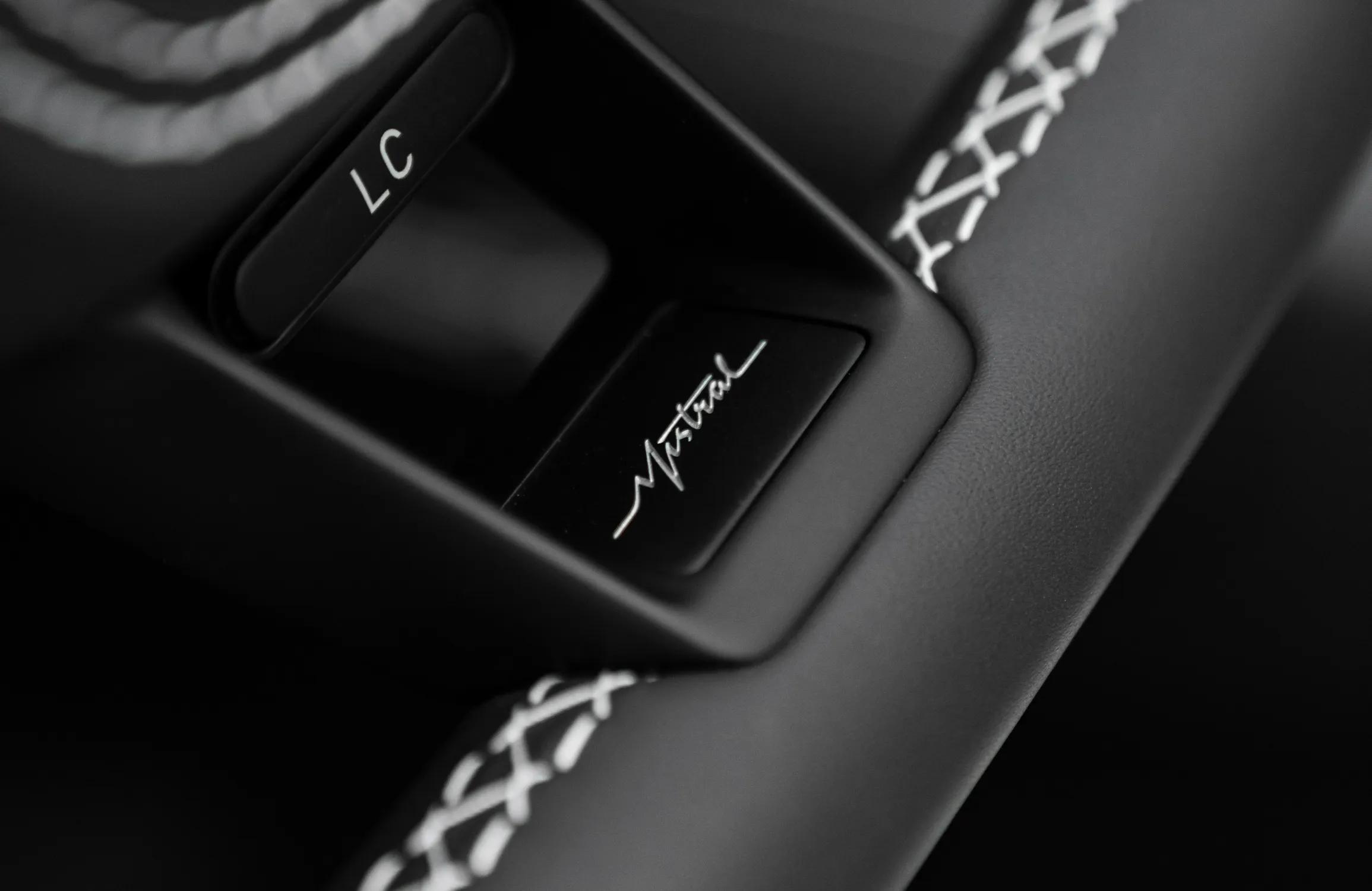 Bugatti W16 Mistral