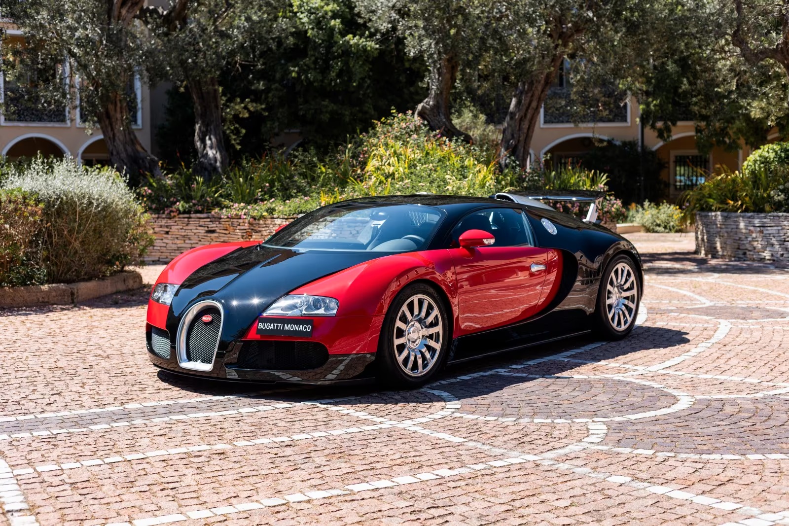 Bugatti Veyron For Sale — HYPERLUXE